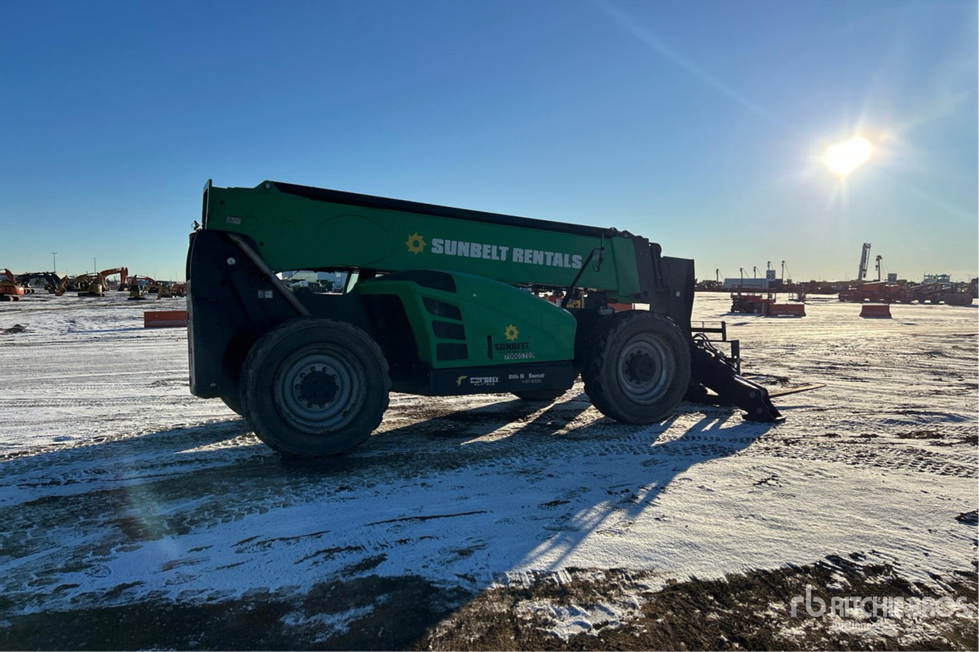 General Appearance with Picture, Right Rear Corner