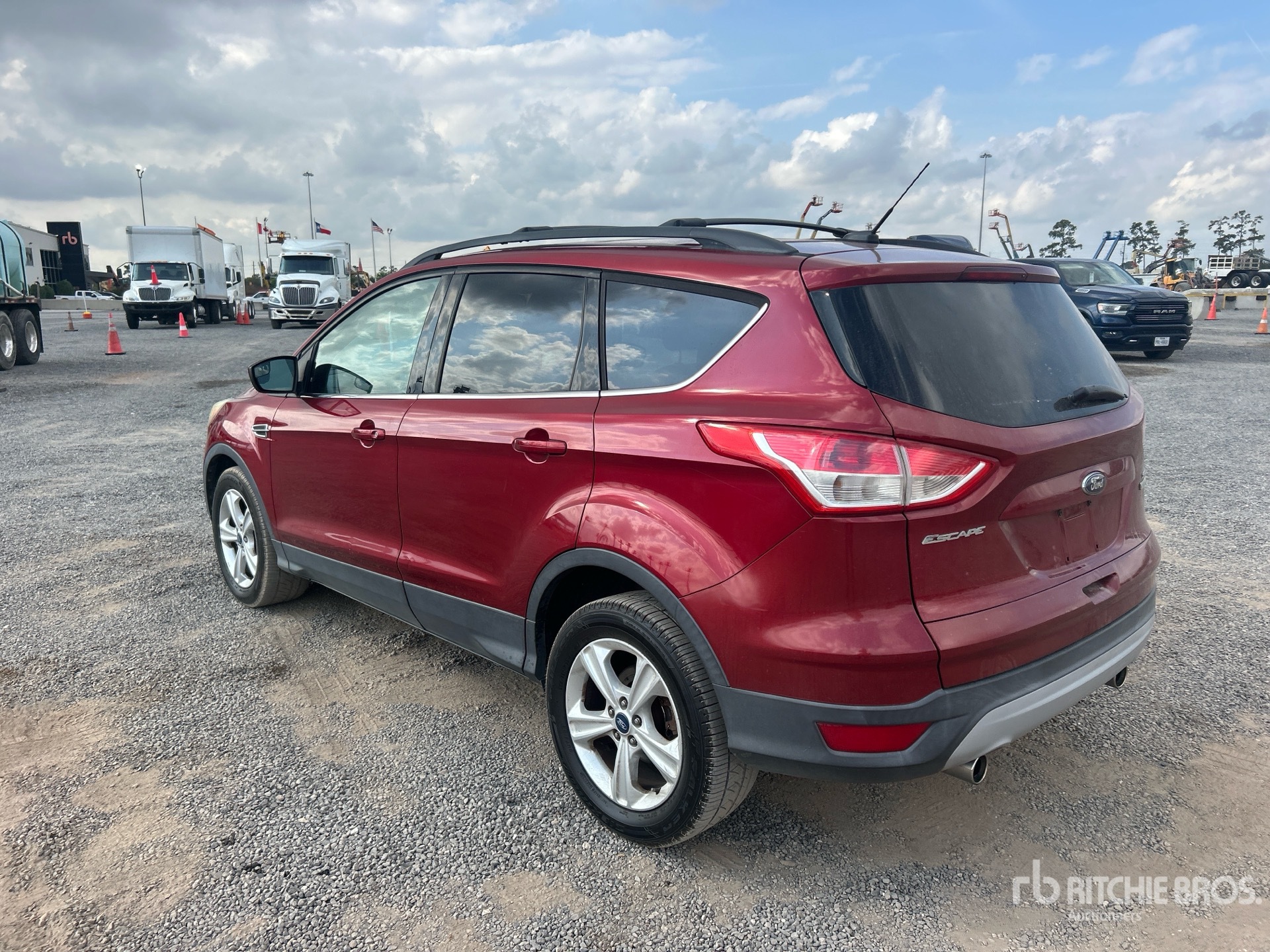 General Appearance with Picture, Left Rear Corner