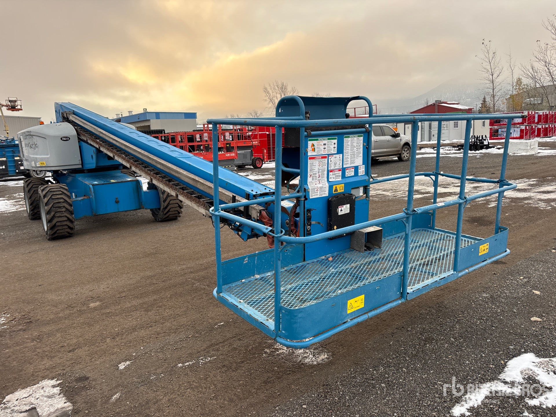 General Appearance with Imagen: esquina delantera derecha