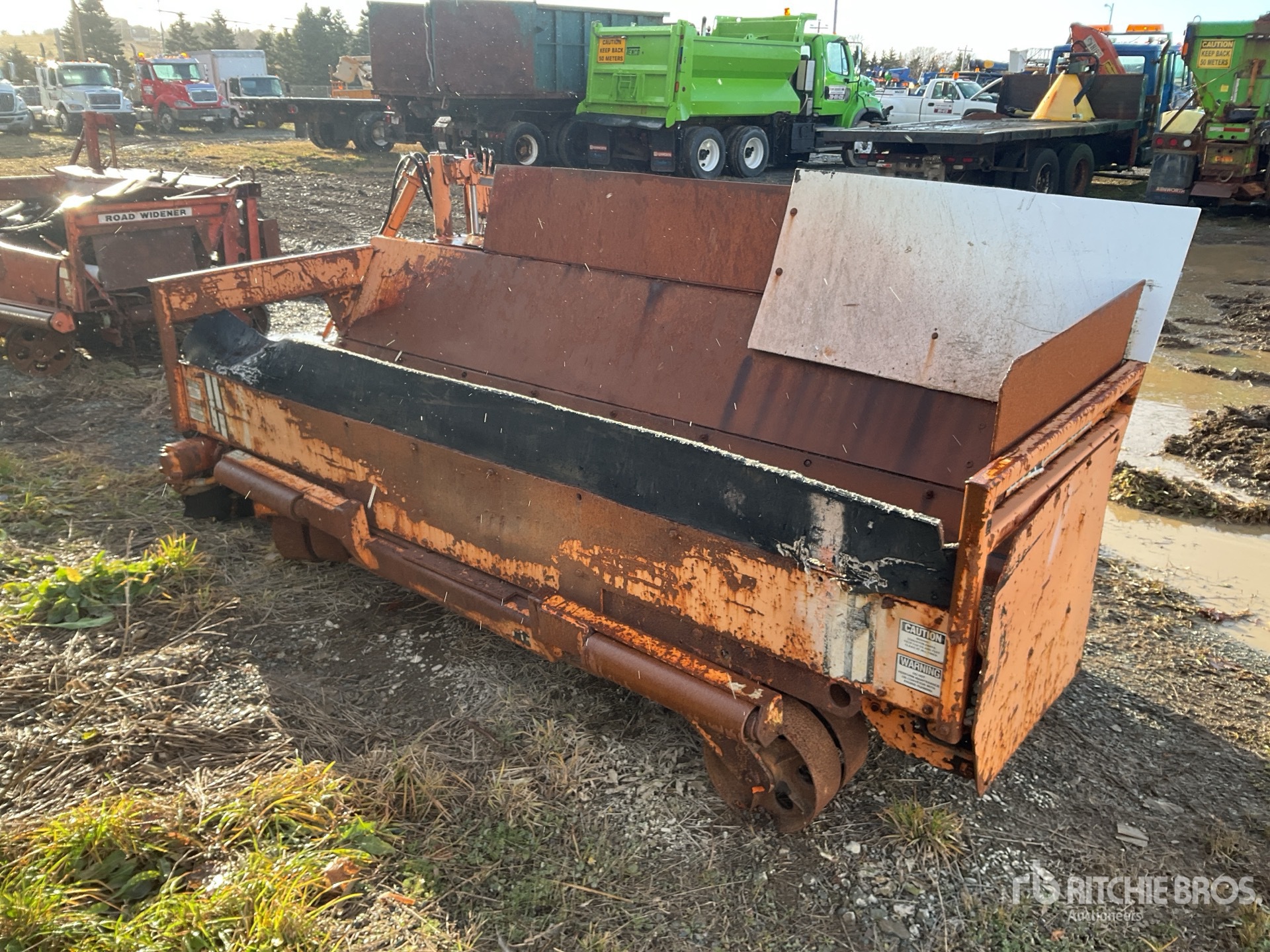 General Appearance with Foto, angolo anteriore sinistro