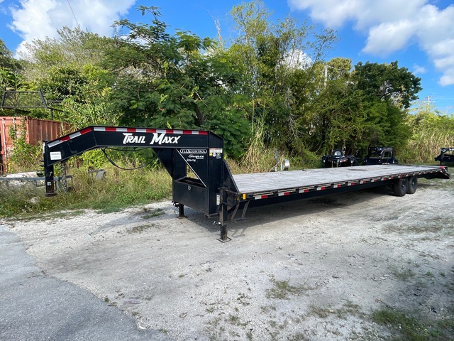 2024 Trailmax 40 ft T/A Gooseneck Equipment Trailer