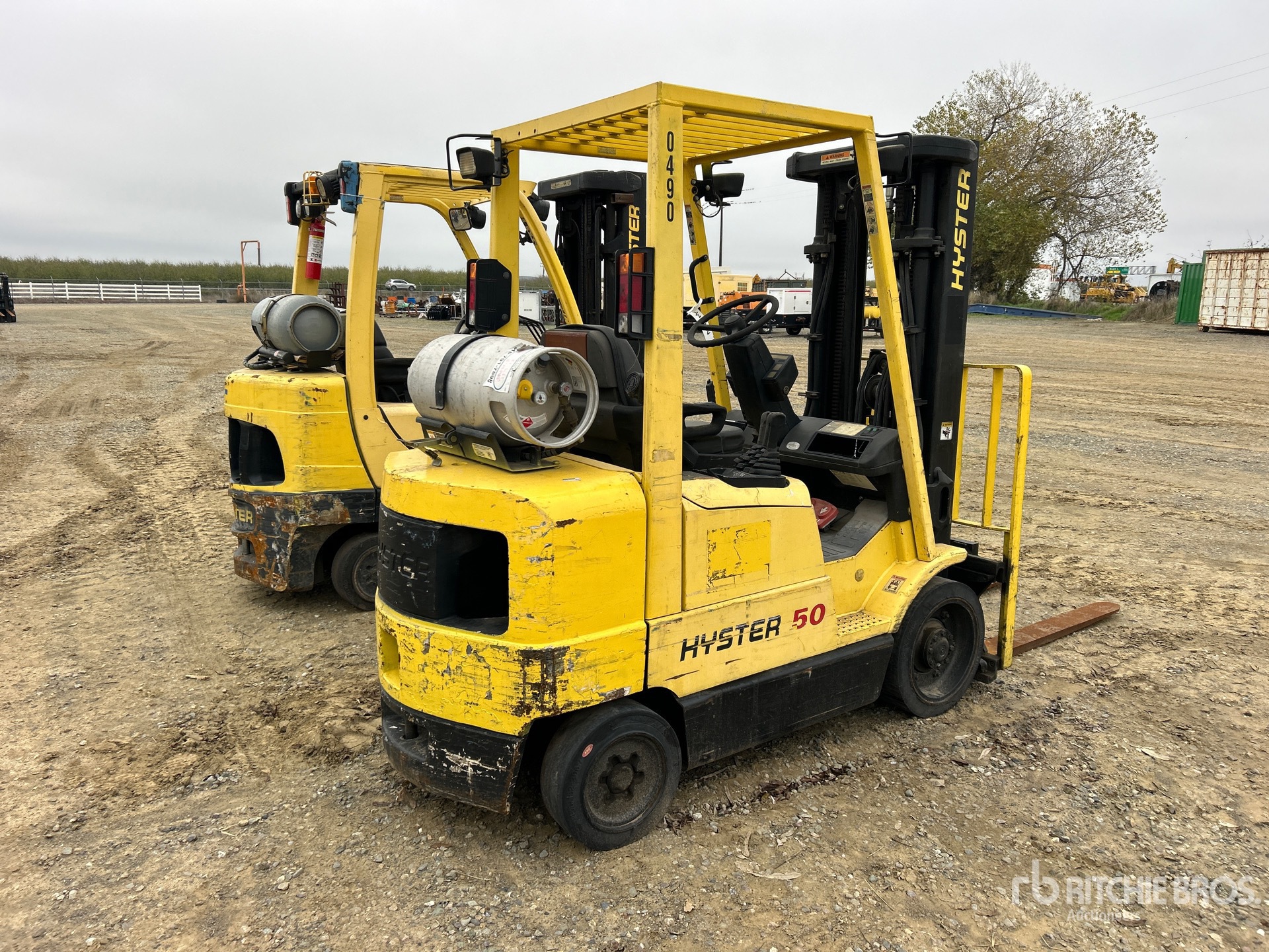 Aspect général with Image, coin arrière droit