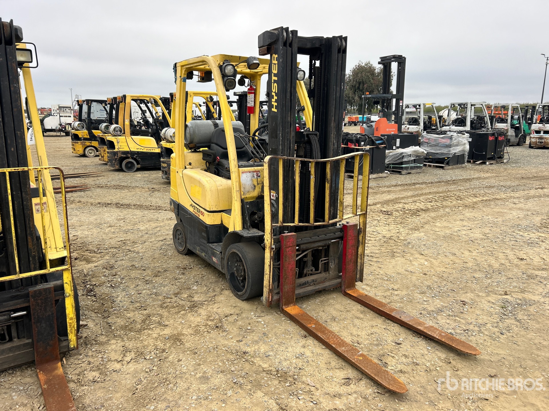 Aspect général with Image, coin avant droit