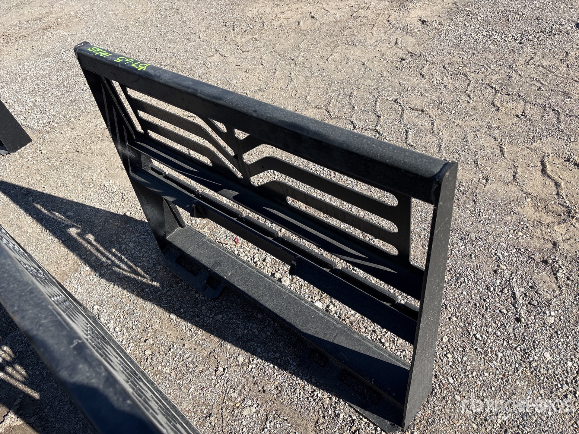 General Appearance with Image, coin arrière droit