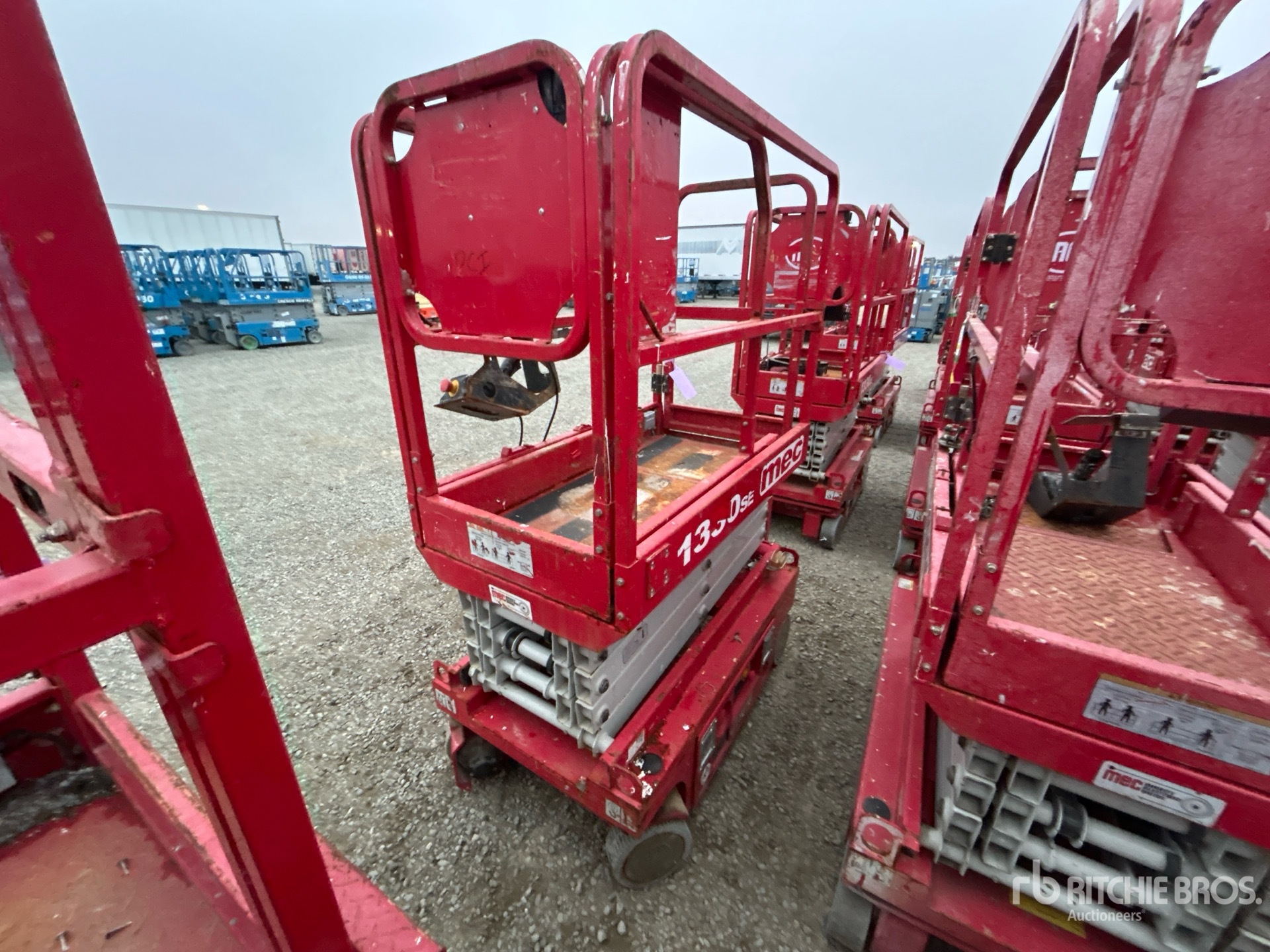 General Appearance with Imagen: esquina delantera izquierda