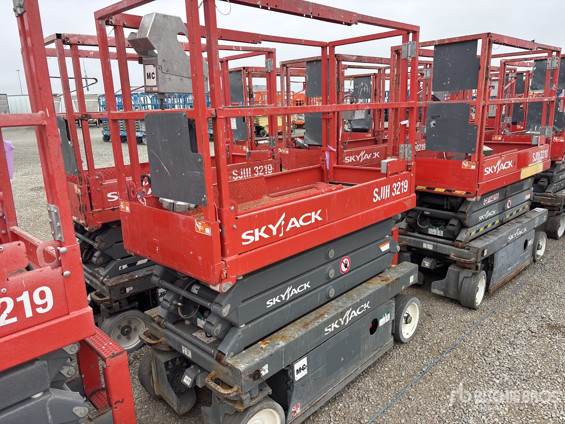 Aspect général with Image, coin avant gauche