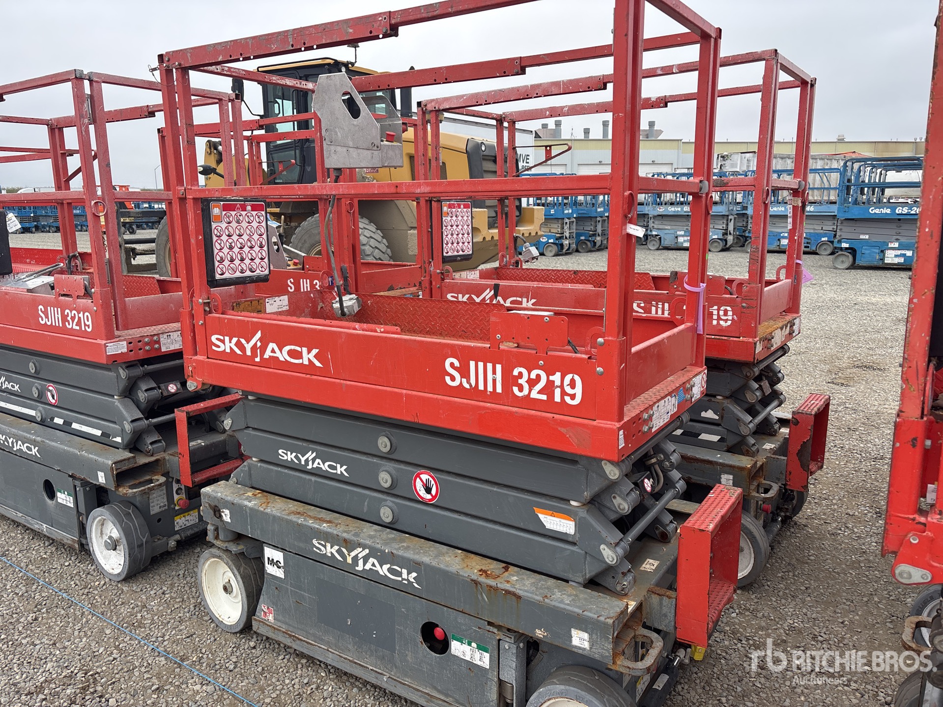 Aspect général with Image, coin arrière gauche