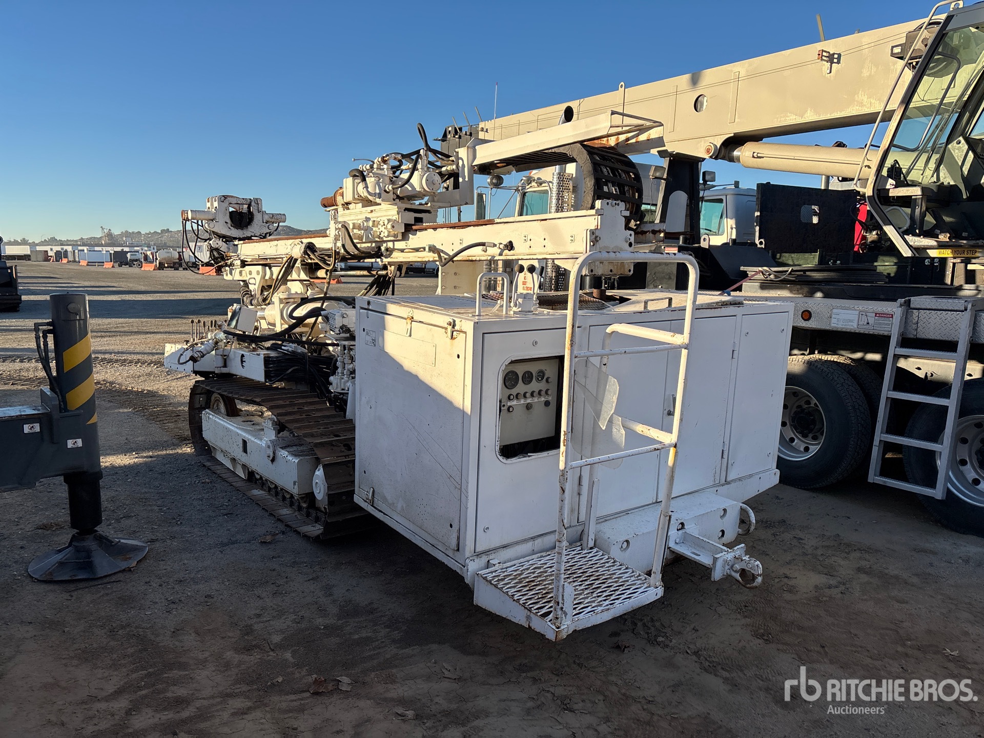 General Appearance with Bild, Ecke hinten links