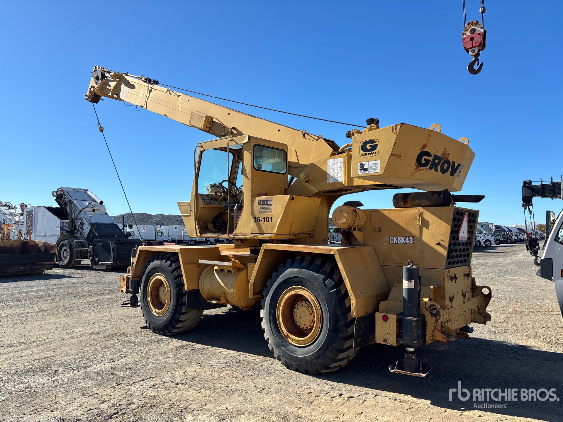 General Appearance with Picture, Left Rear Corner