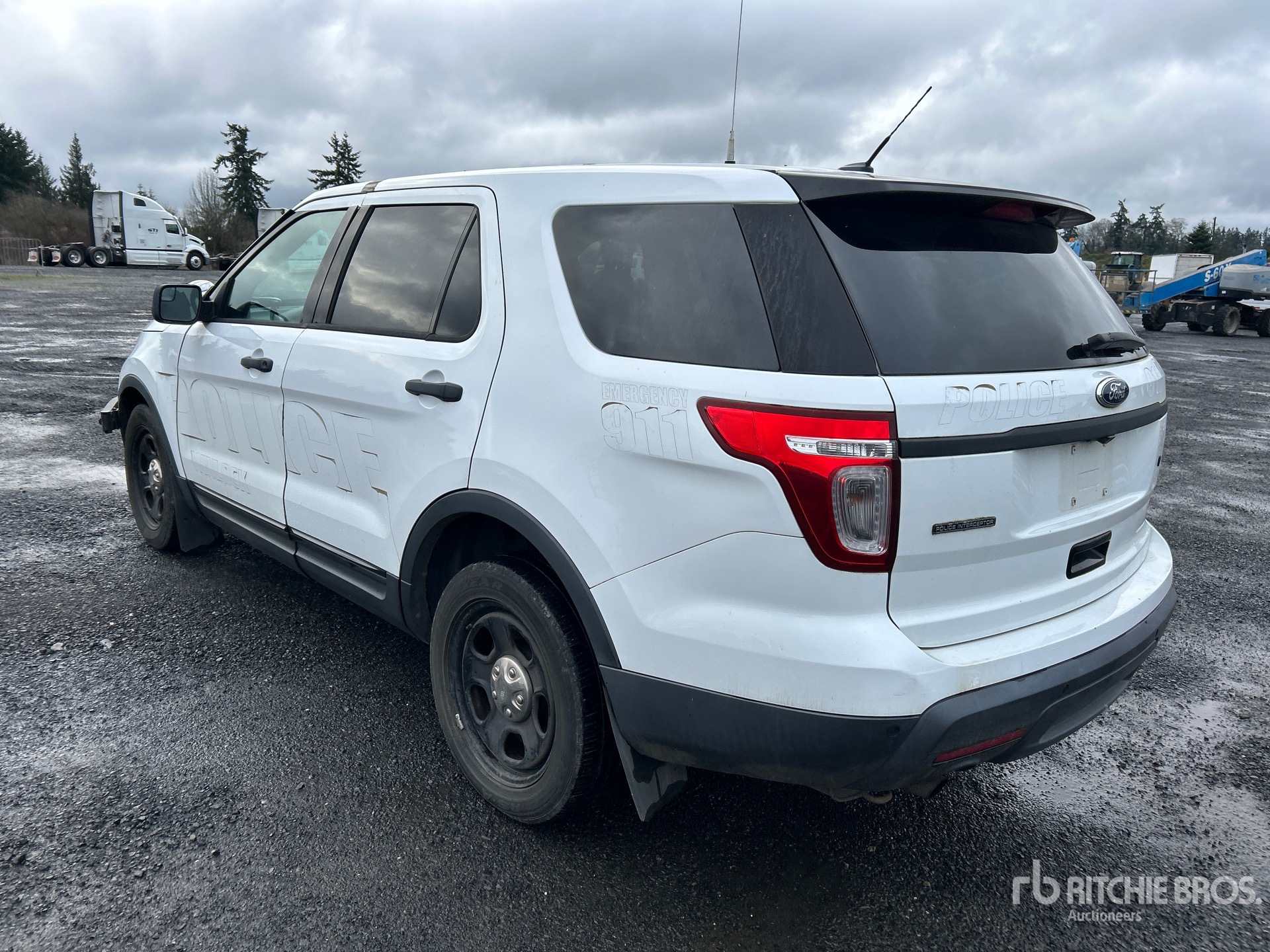 General Appearance with Picture, Left Rear Corner