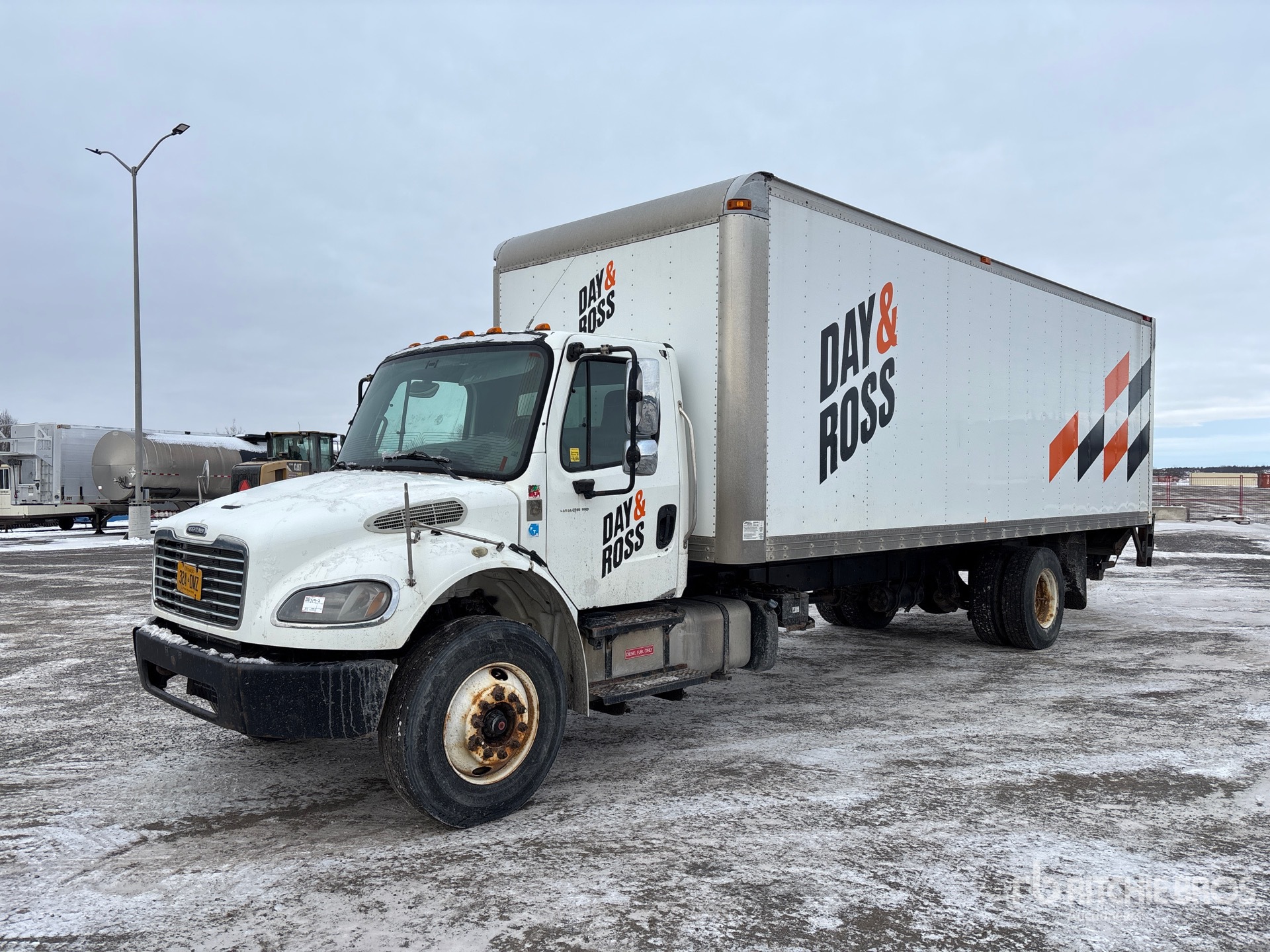 General Appearance with Featured Photo