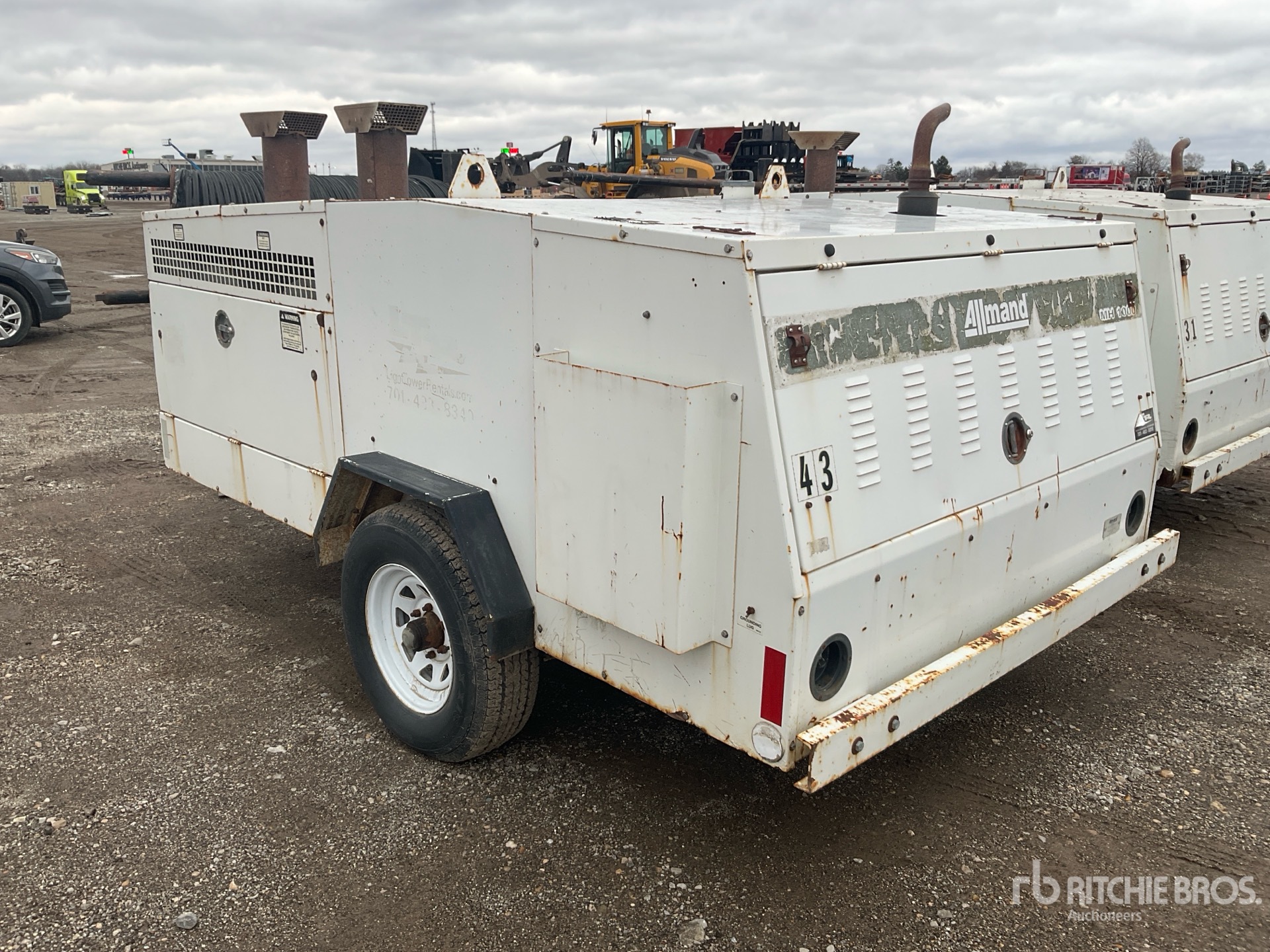 General Appearance with Picture, Left Rear Corner