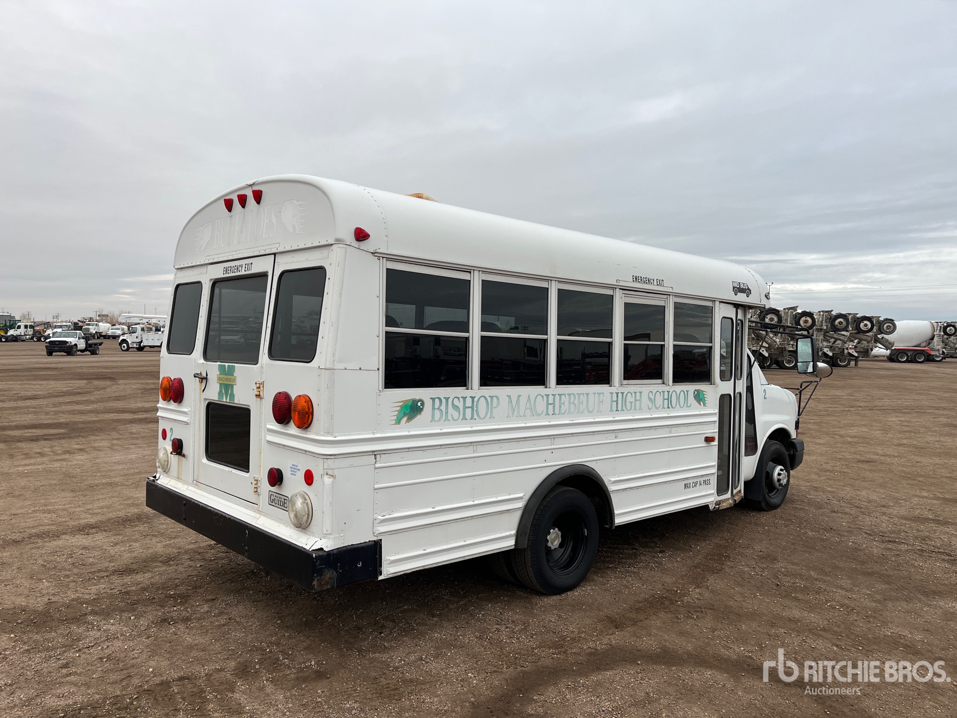 General Appearance with Imagen: esquina trasera derecha