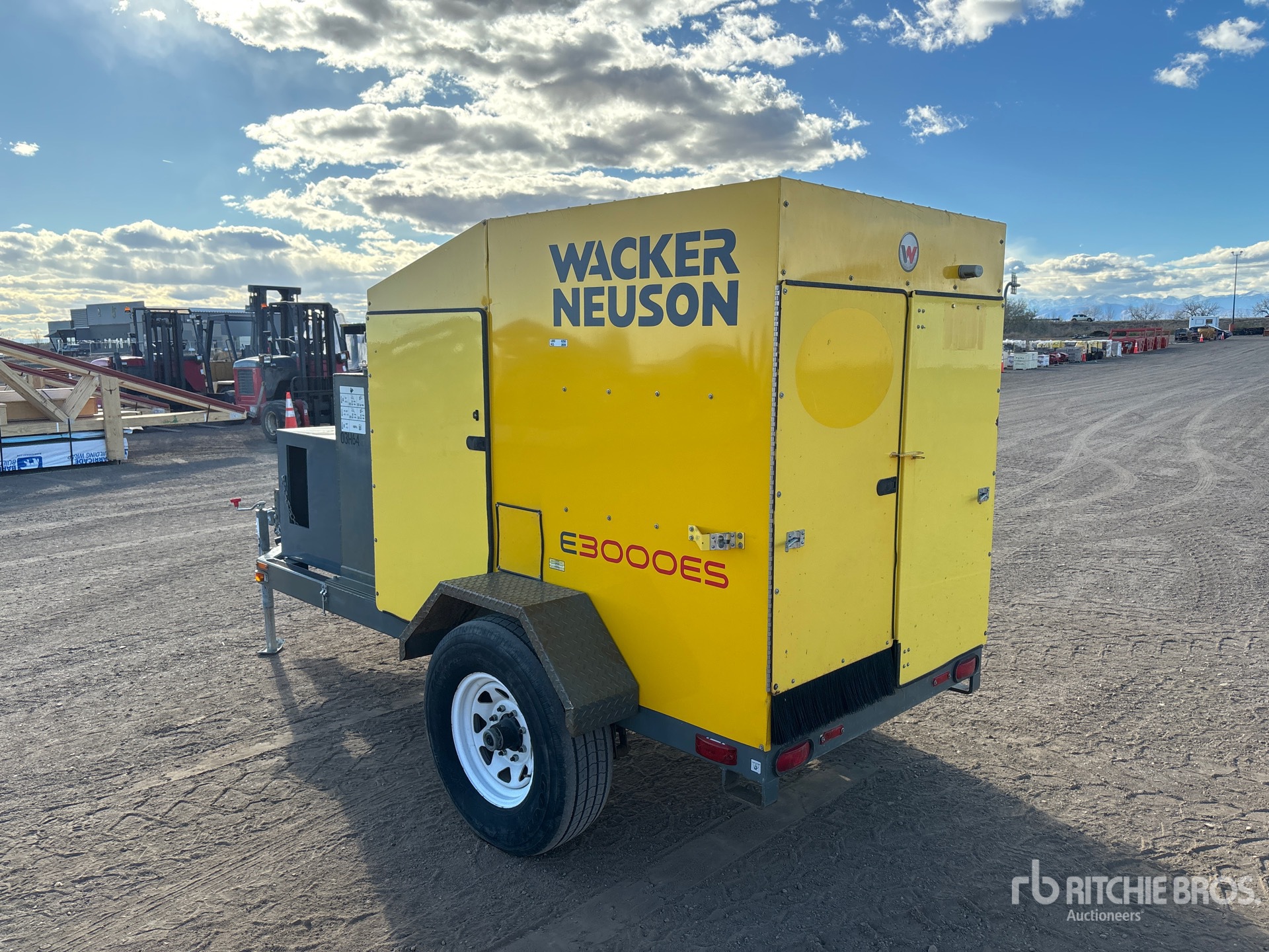 General Appearance with Picture, Left Rear Corner