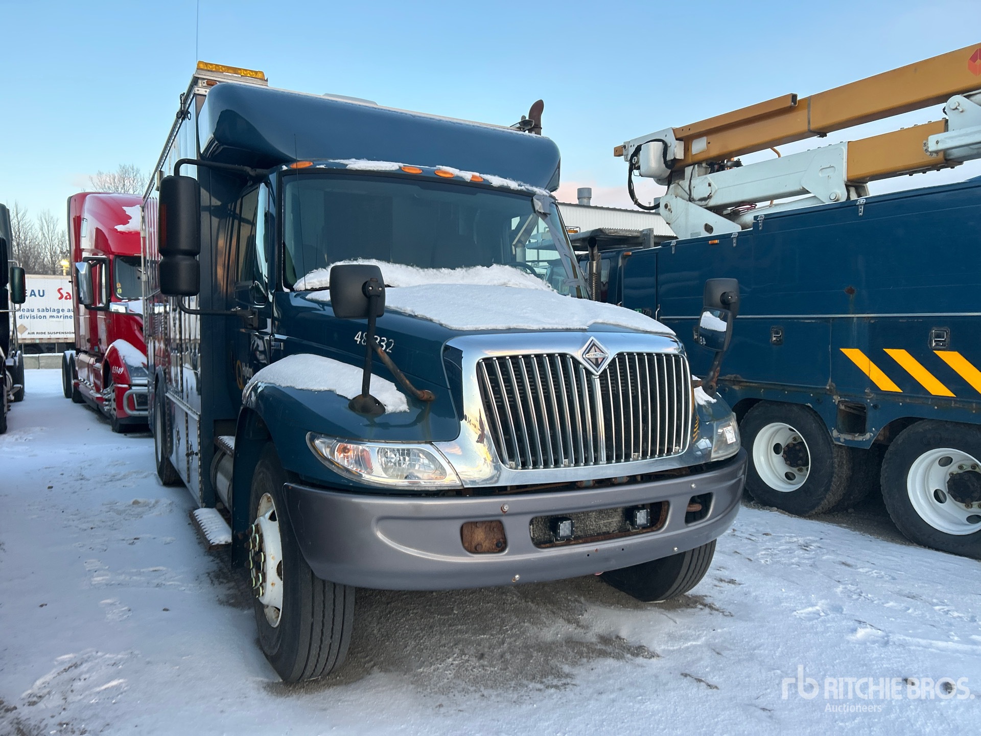 General Appearance with Image, coin avant droit