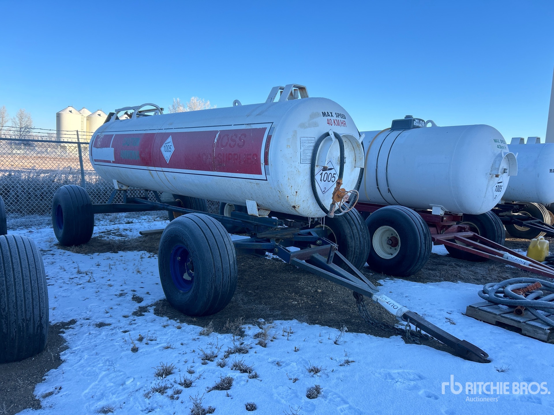 General Appearance with Bild, Ecke vorne rechts