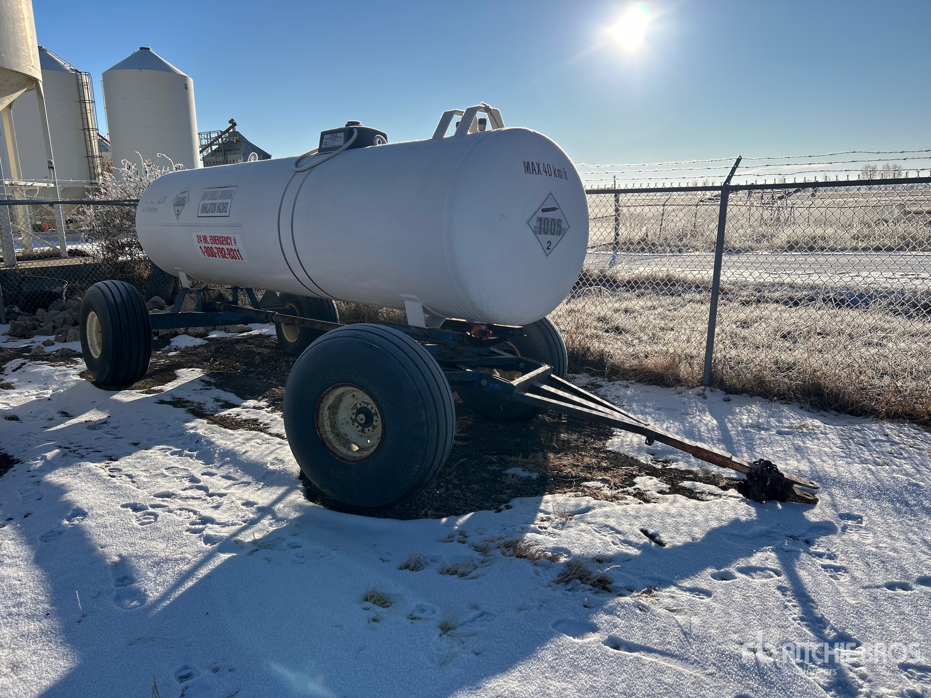 General Appearance with Bild, Ecke vorne rechts