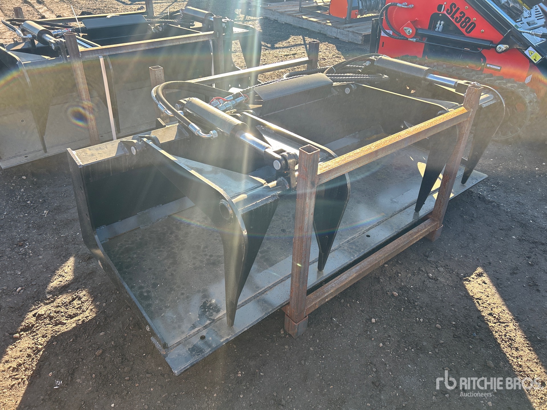 General Appearance with Picture, Right Front Corner