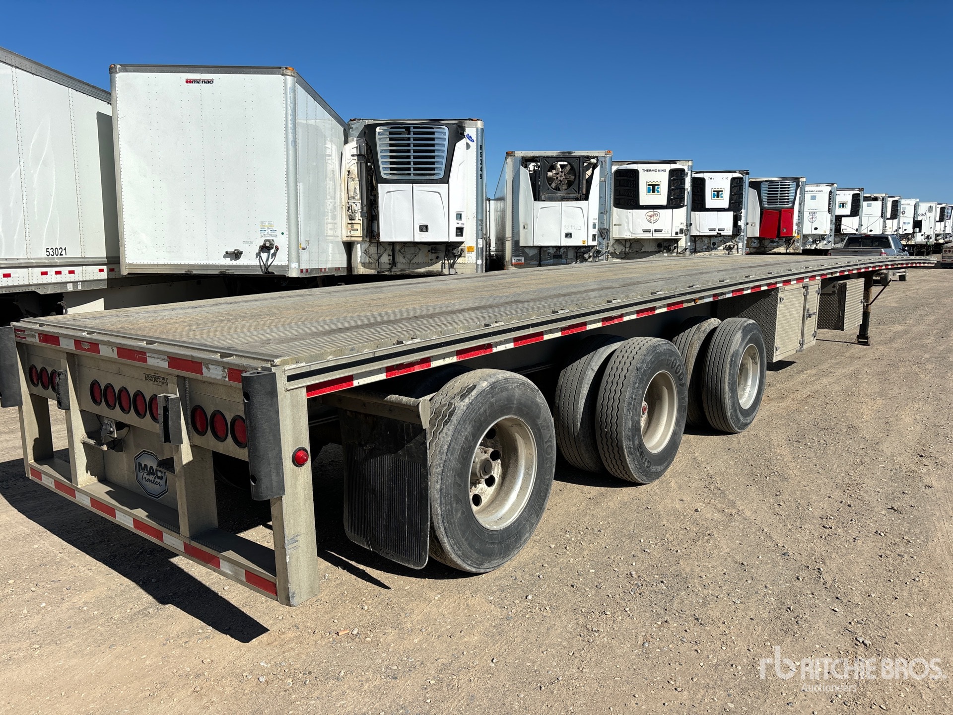 General Appearance with Bild, Ecke hinten rechts