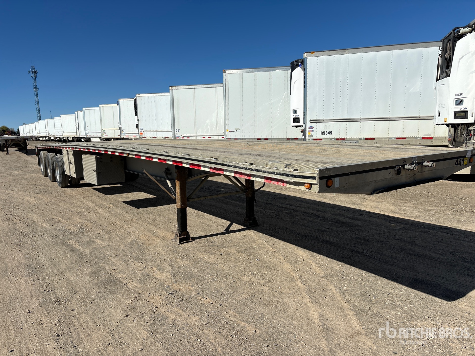 General Appearance with Bild, Ecke vorne rechts