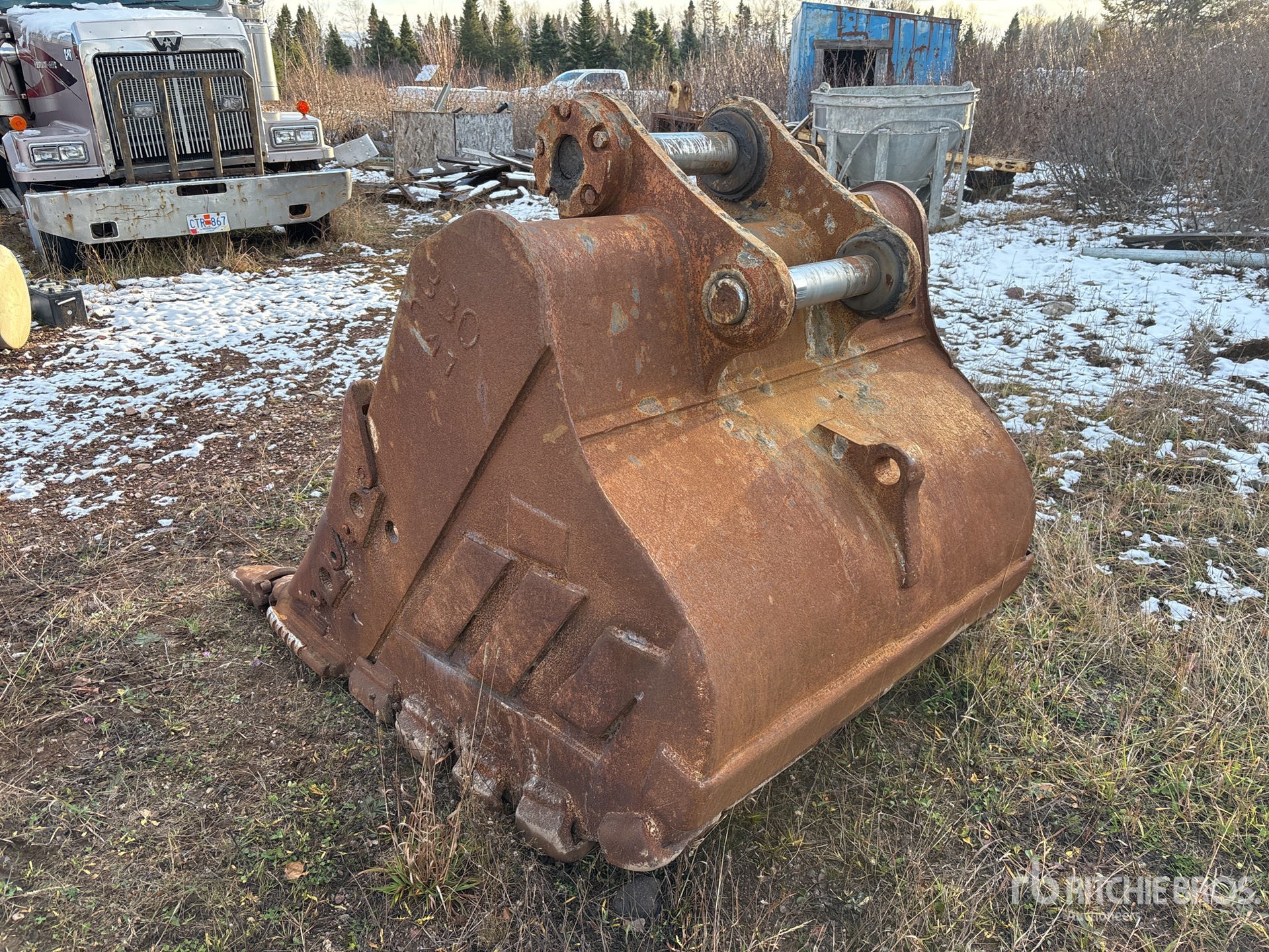 General Appearance with Picture, Left Rear Corner