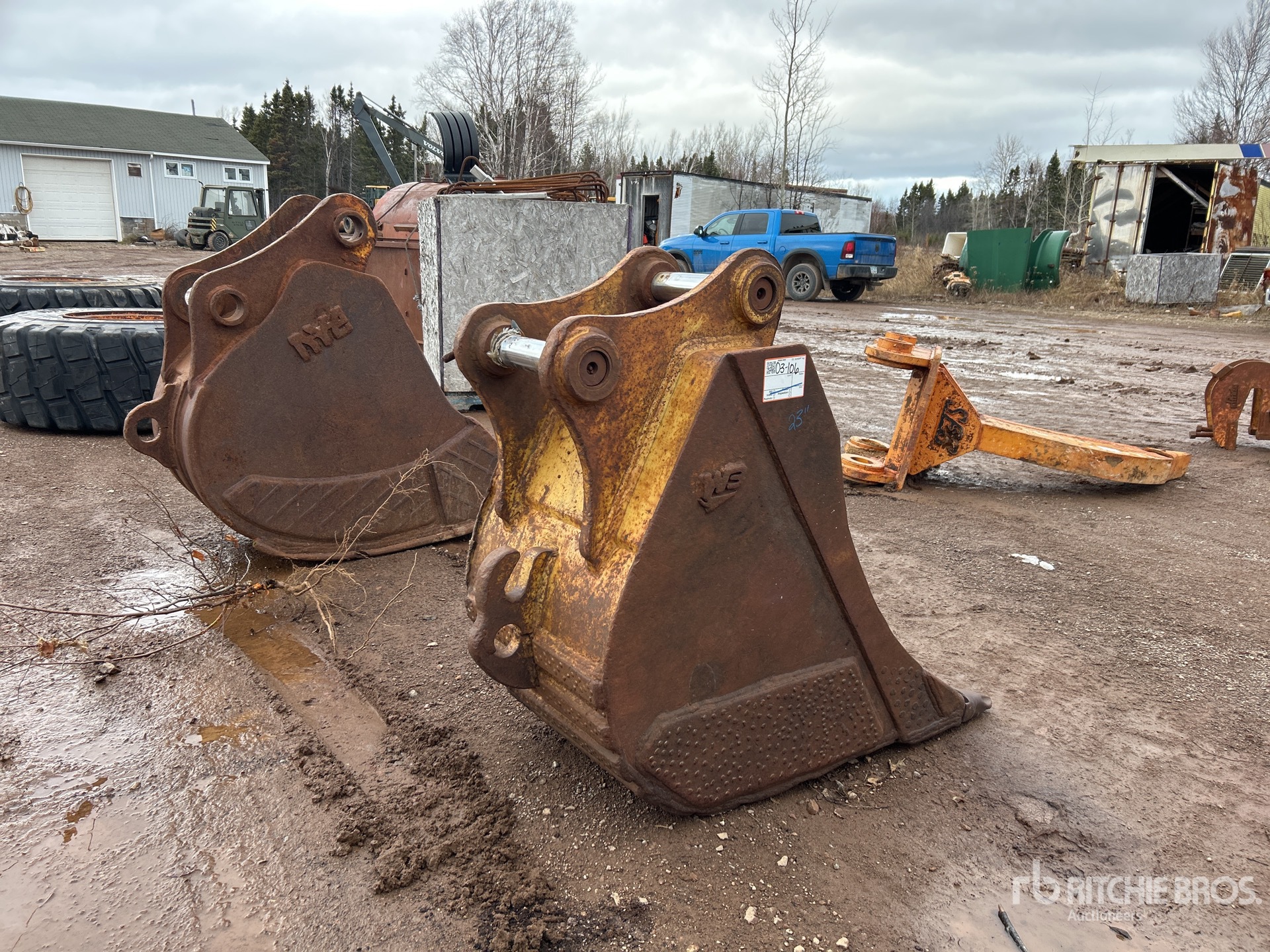 General Appearance with Picture, Right Rear Corner