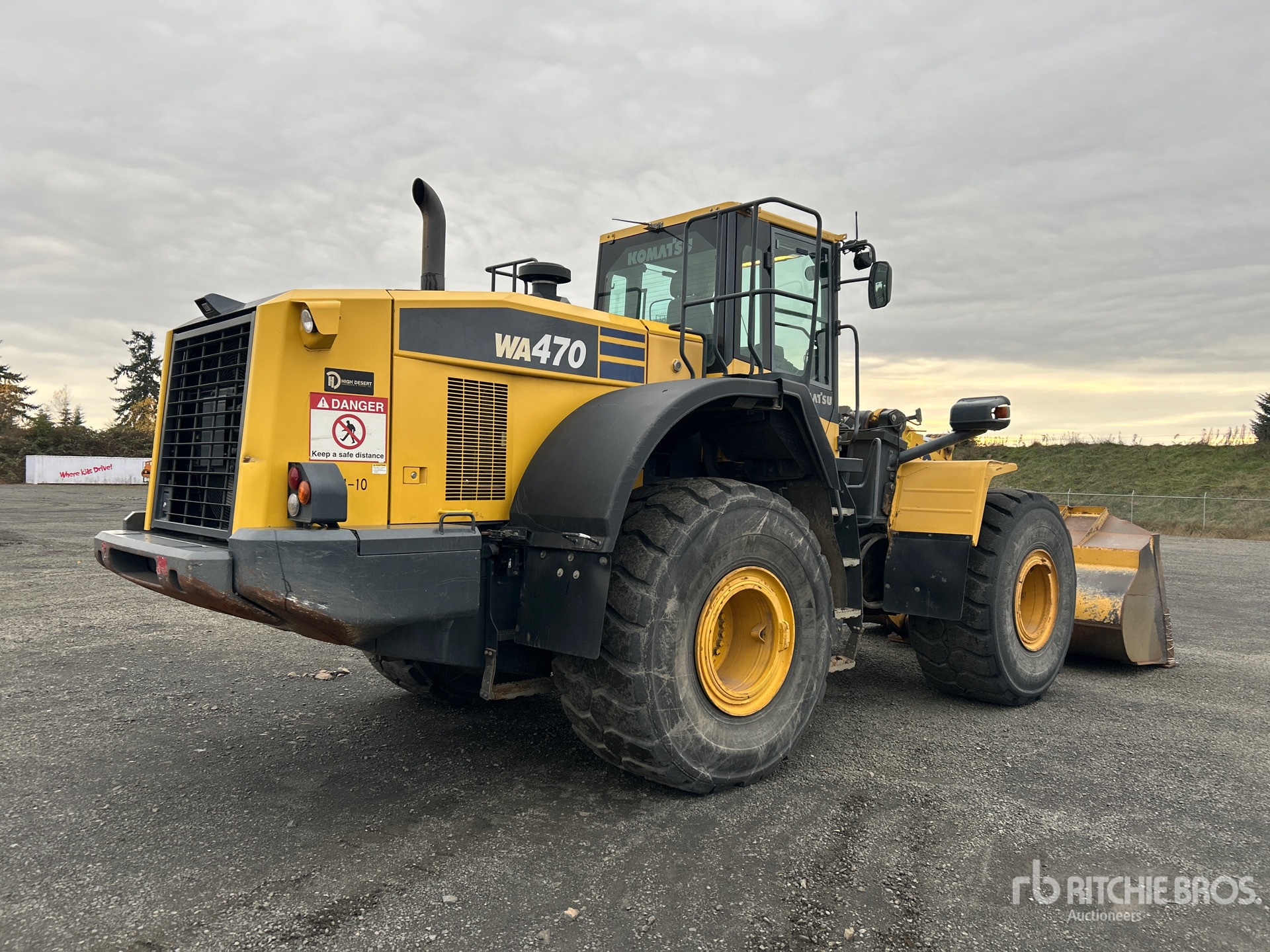 General Appearance with Picture, Right Rear Corner