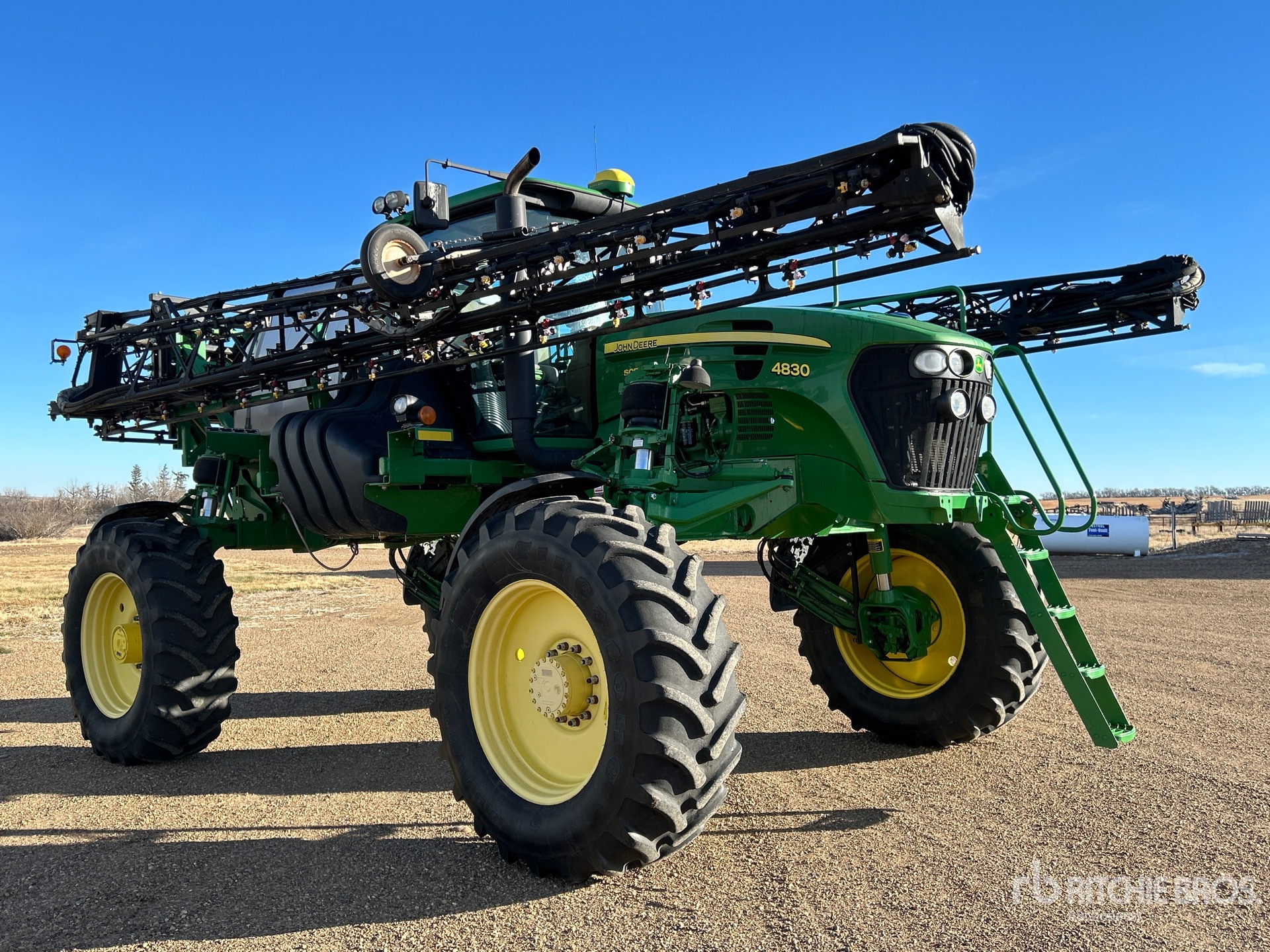 General Appearance with Picture, Right Front Corner