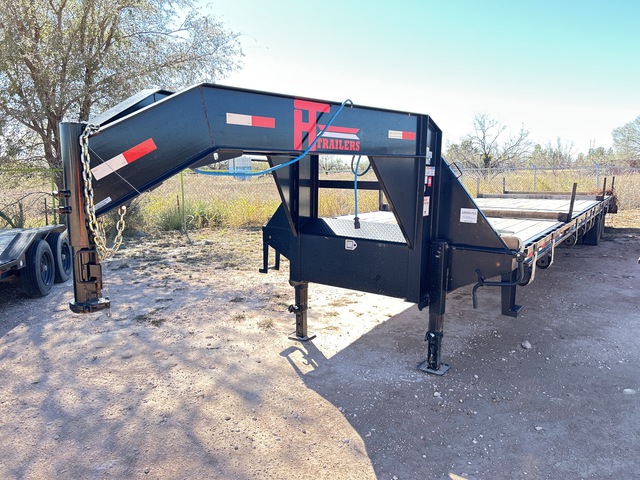 2024 HT 40 ft T/A Gooseneck Equipment Trailer