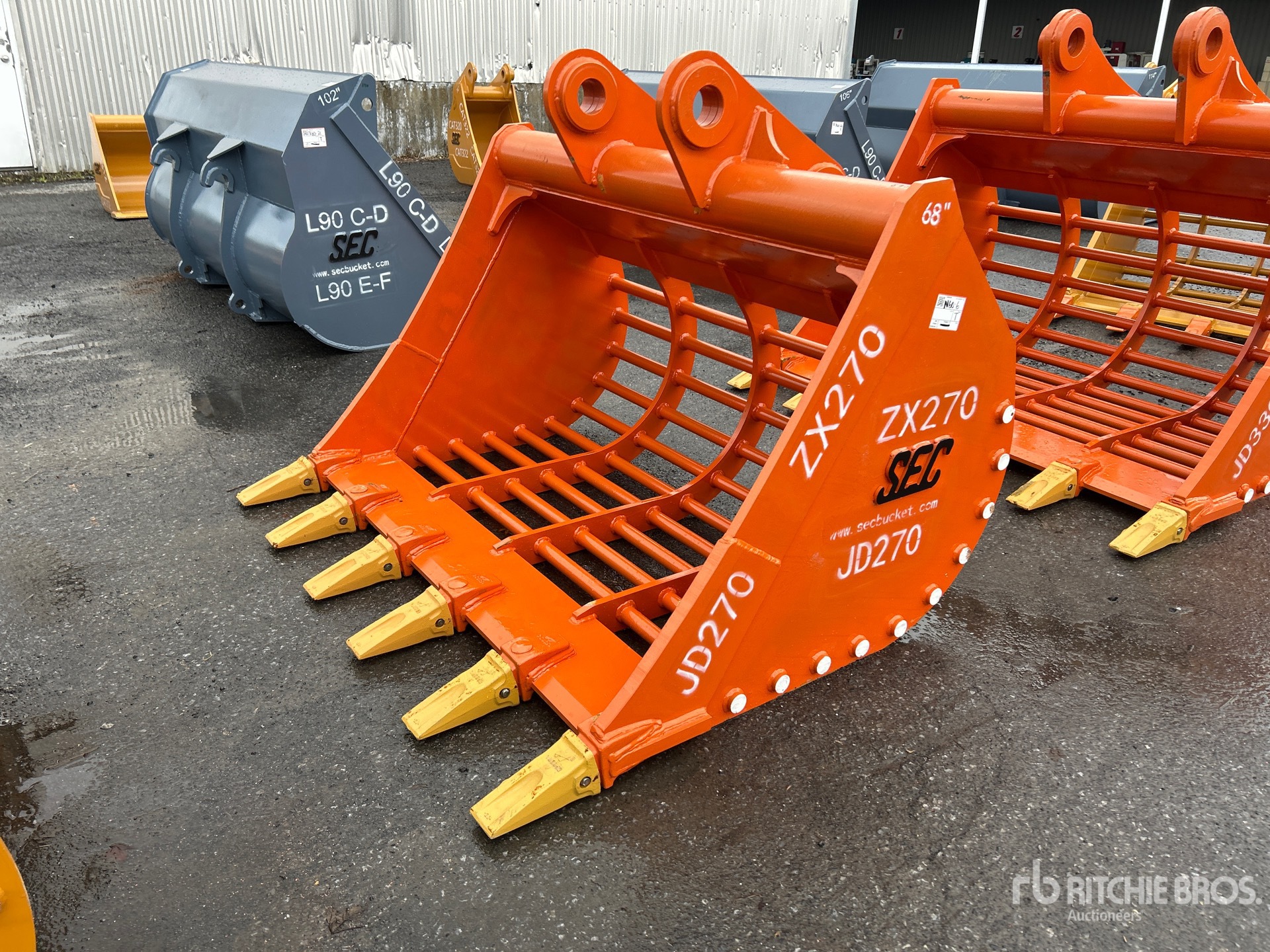 General Appearance with Picture, Left Front Corner