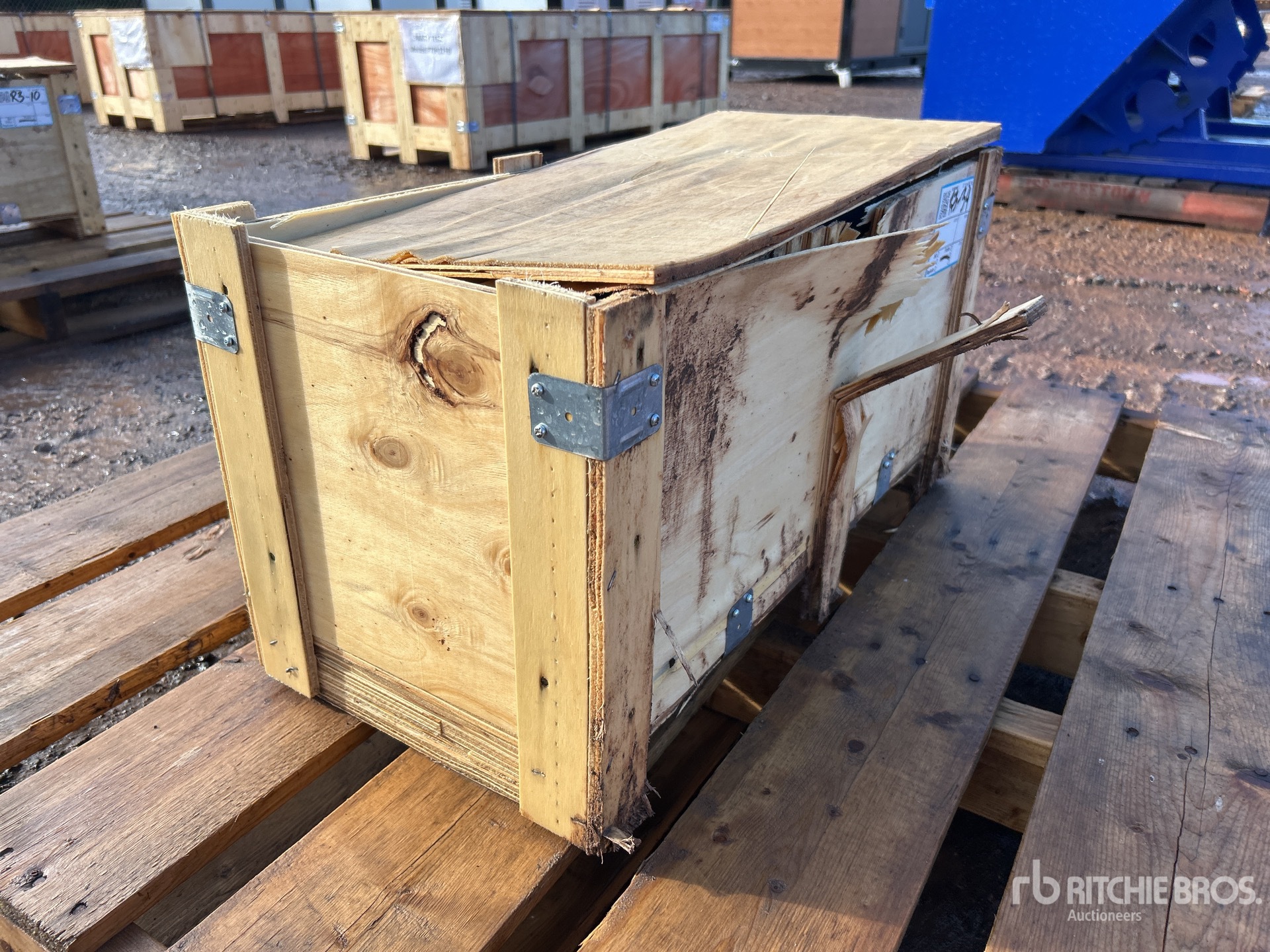 General Appearance with Image, coin avant droit