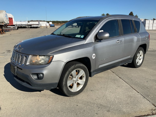 2014 Jeep Compass Latitude 4x4 SUV