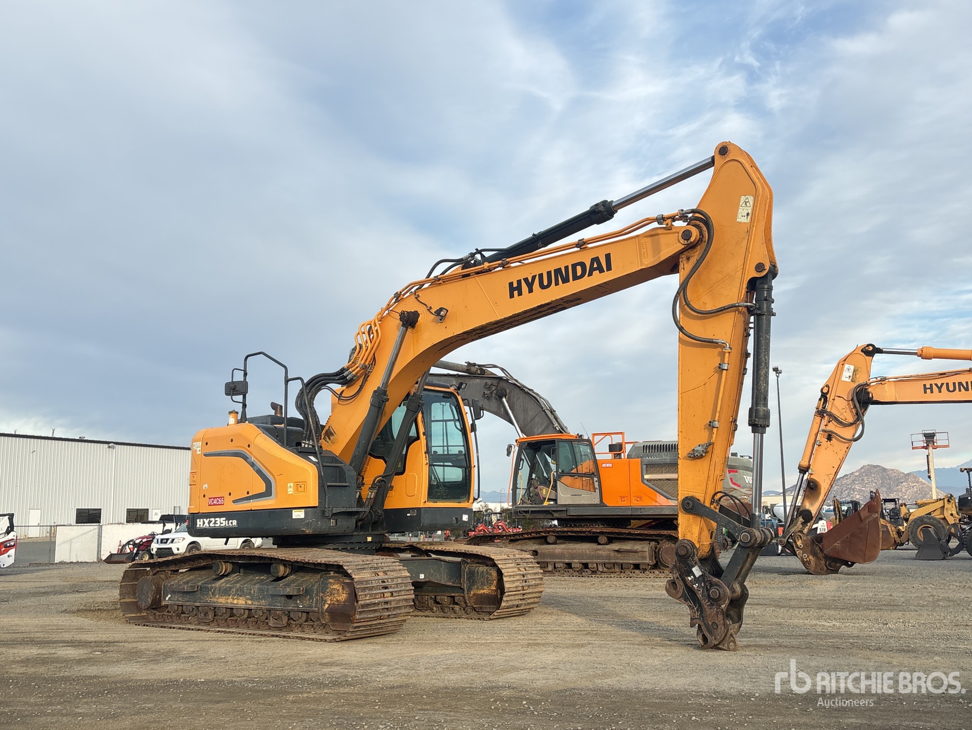 General Appearance with Picture, Right Front Corner