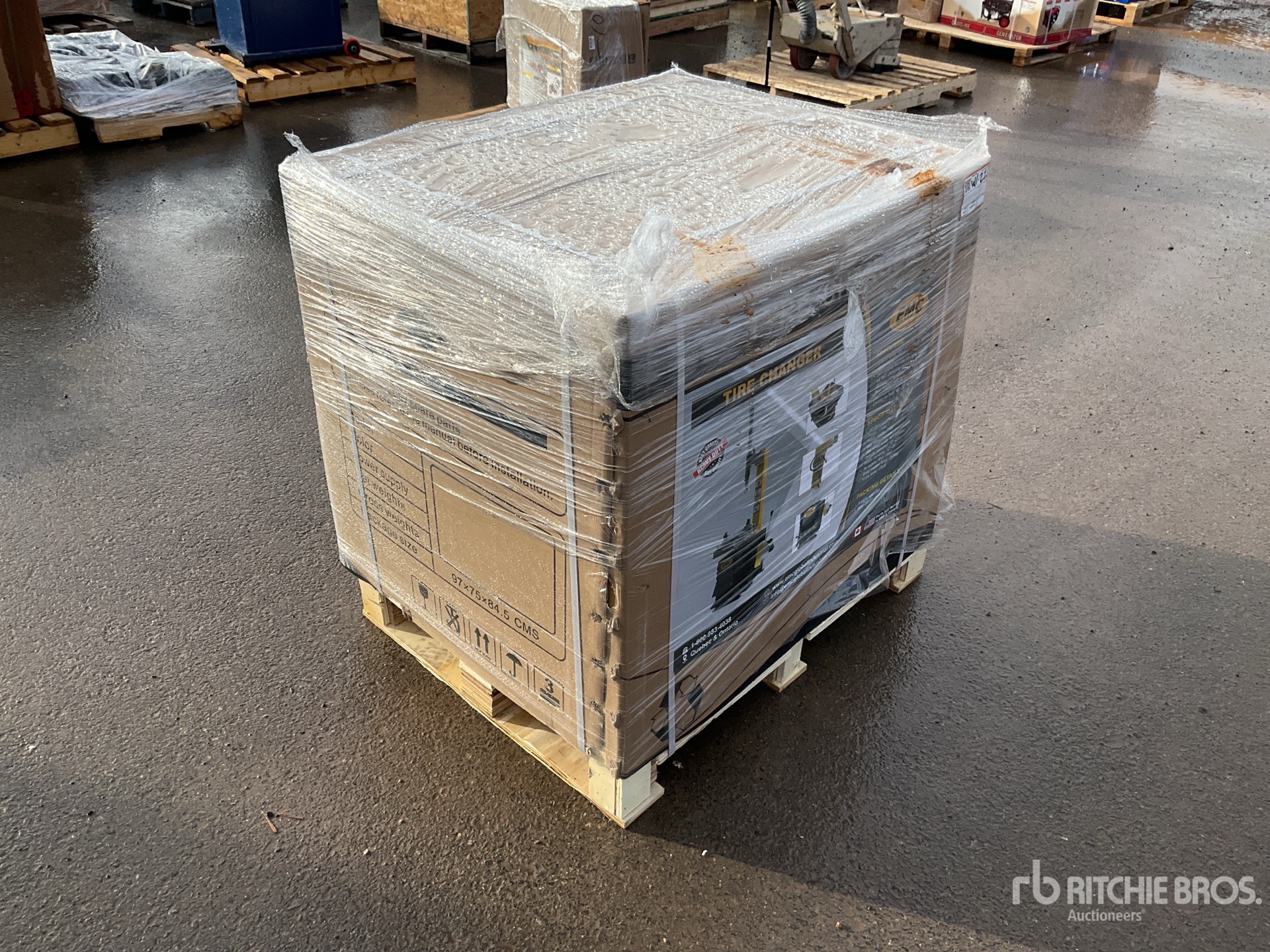 General Appearance with Picture, Right Front Corner