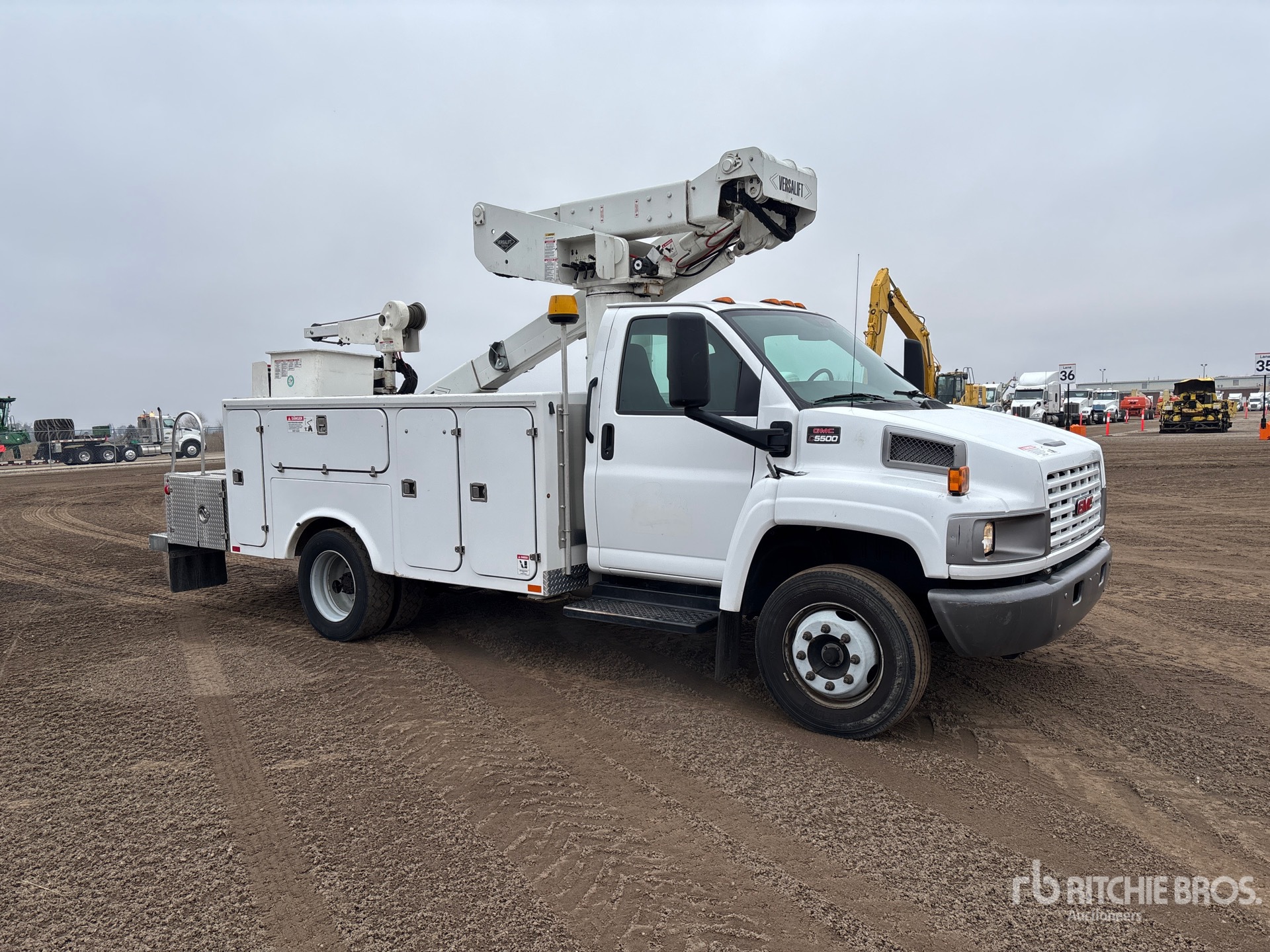 General Appearance with Picture, Right Front Corner