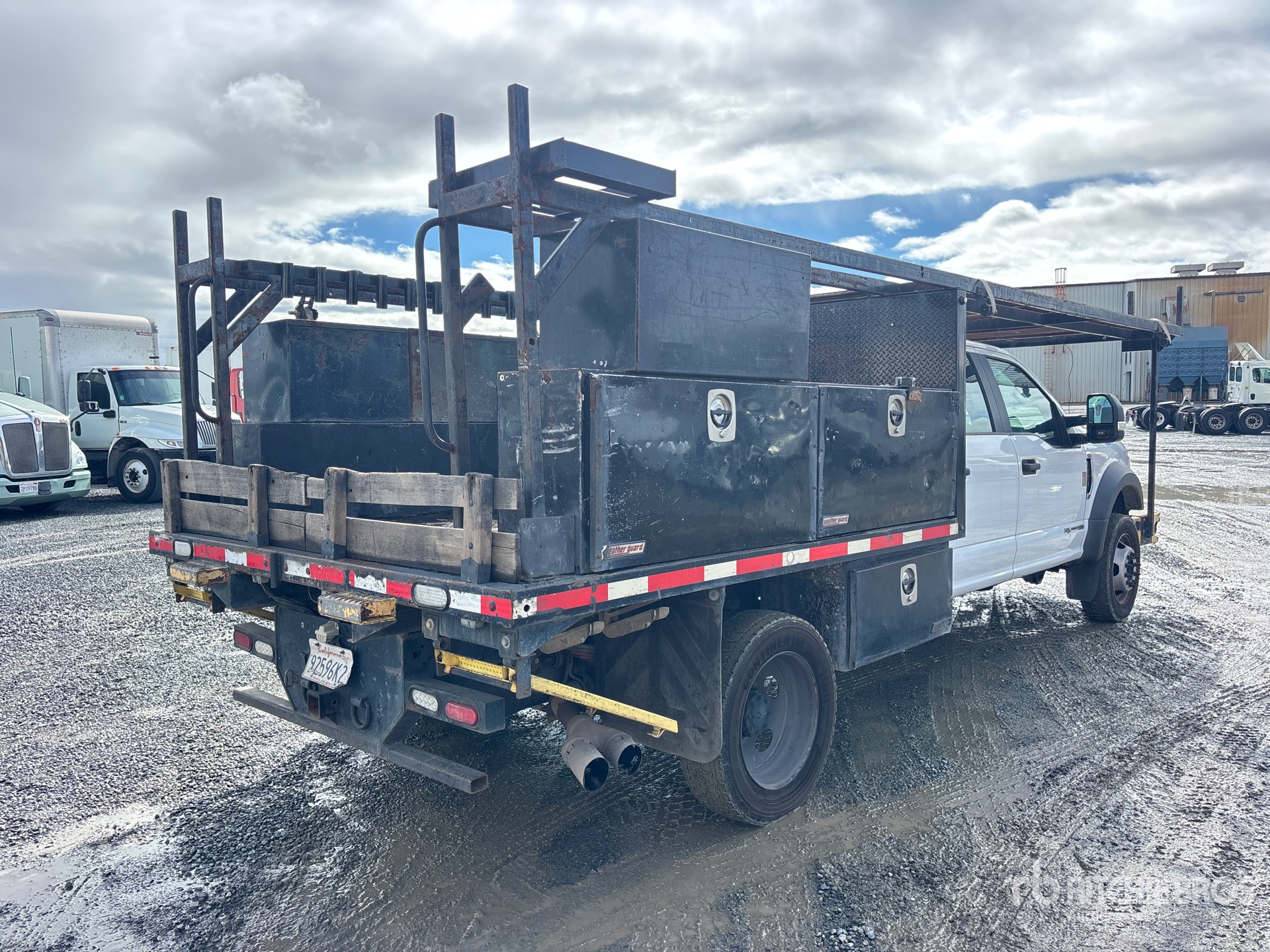 General Appearance with Picture, Right Rear Corner