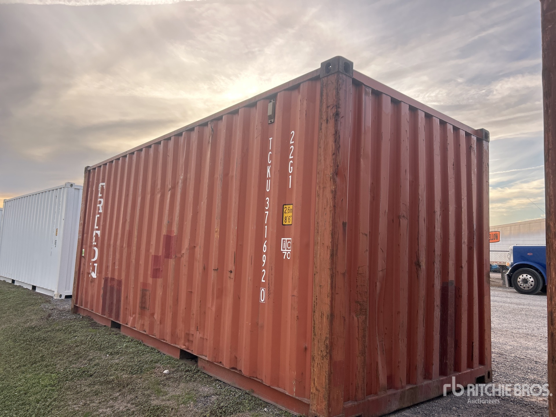 General Appearance with Picture, Right Front Corner