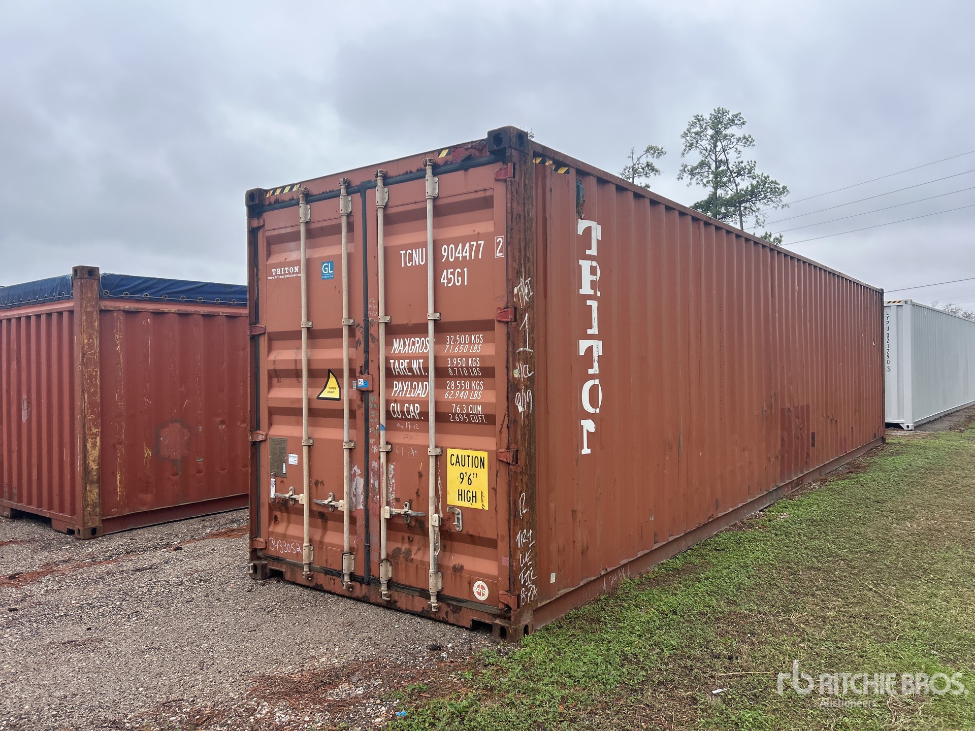 General Appearance with Picture, Right Rear Corner