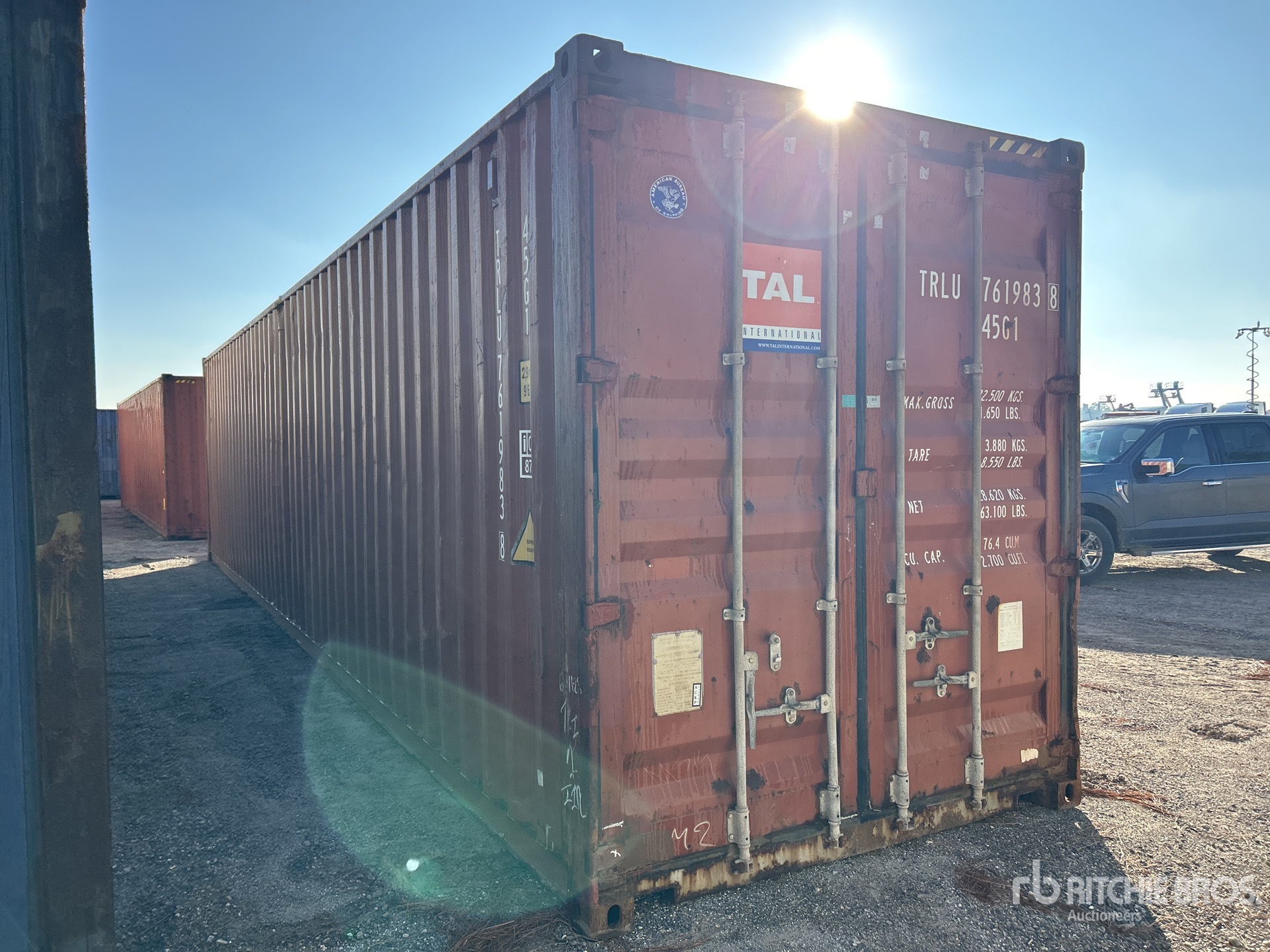 General Appearance with Picture, Right Front Corner