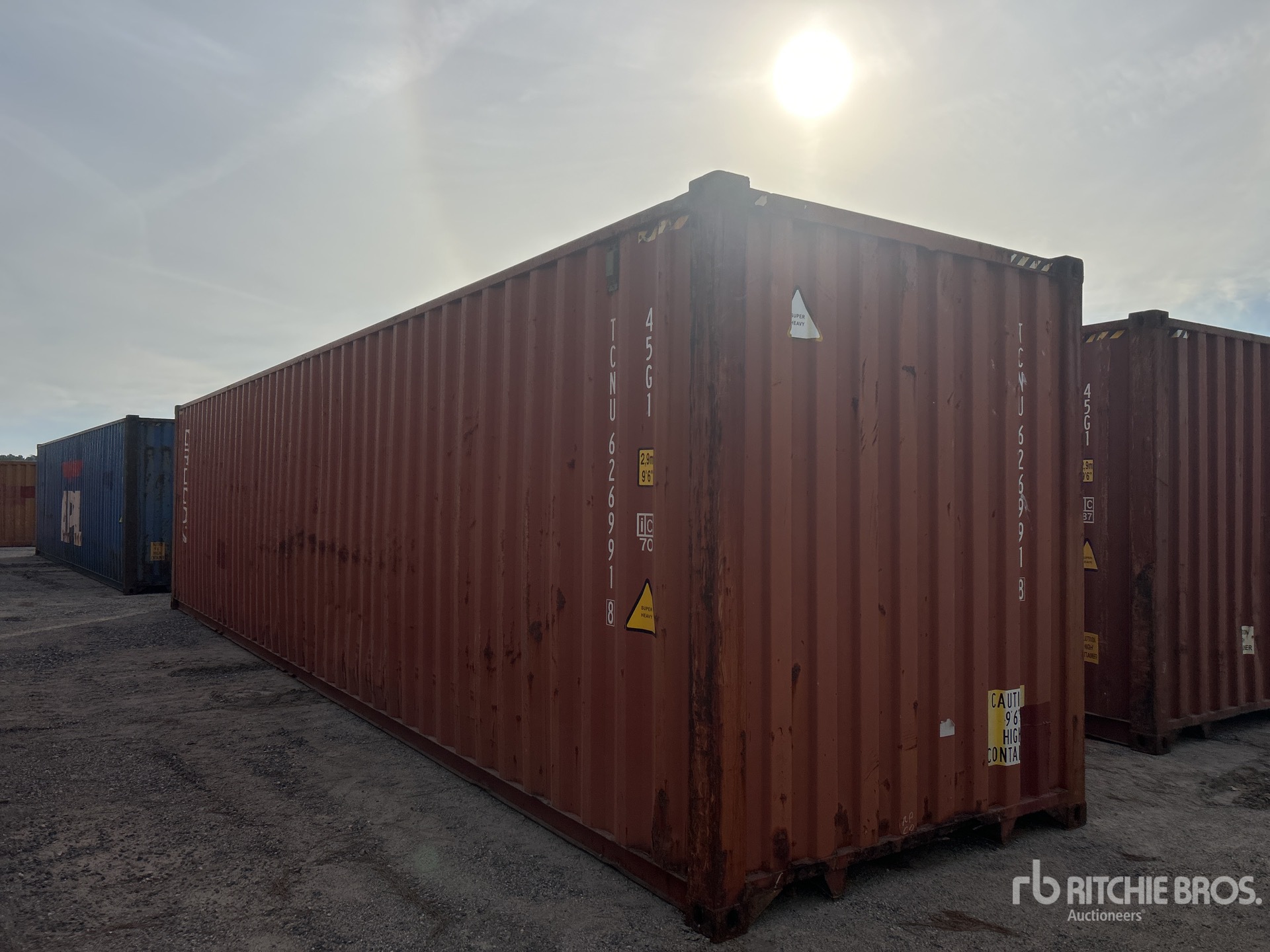 General Appearance with Picture, Right Front Corner