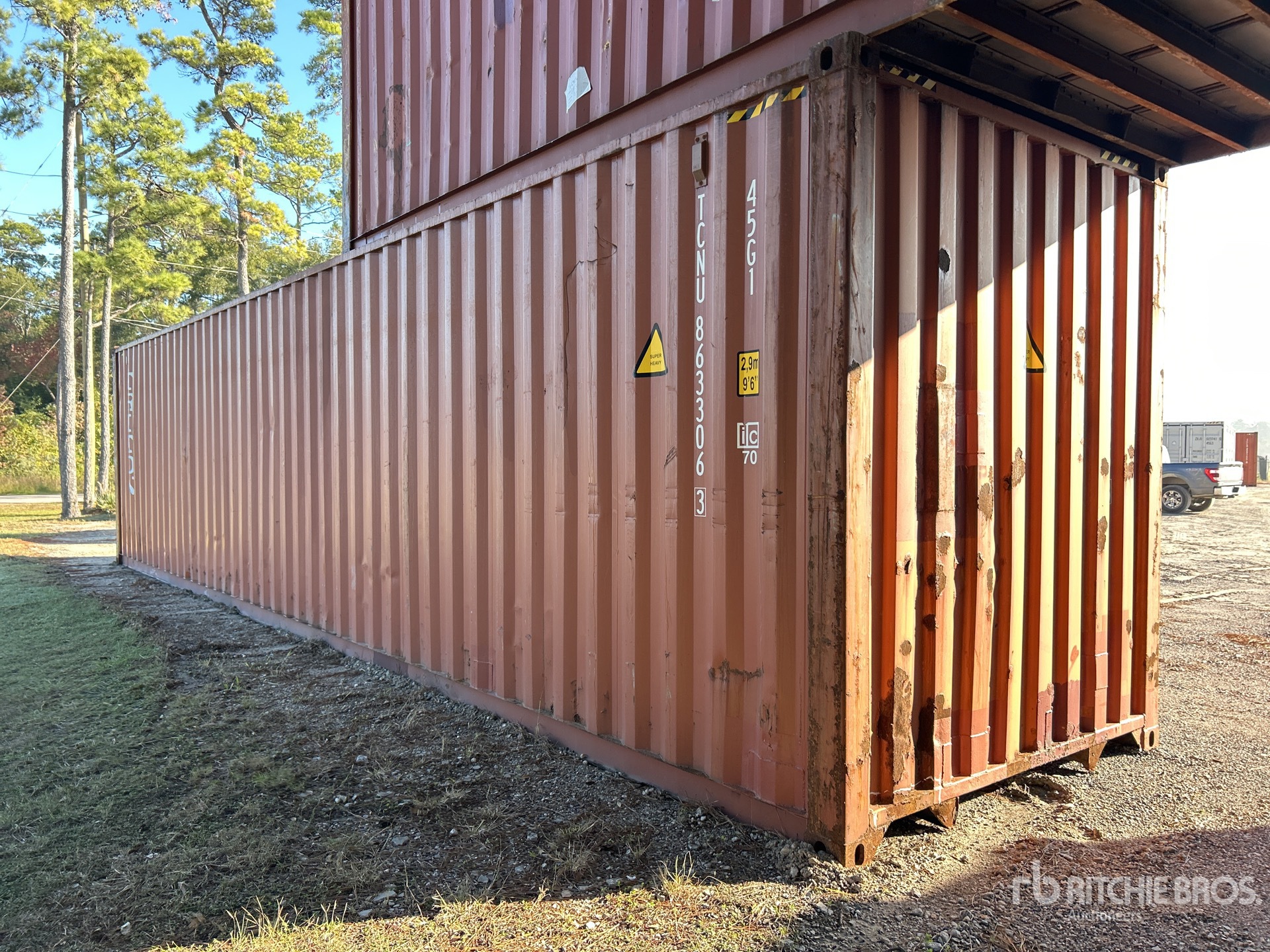 General Appearance with Picture, Left Rear Corner