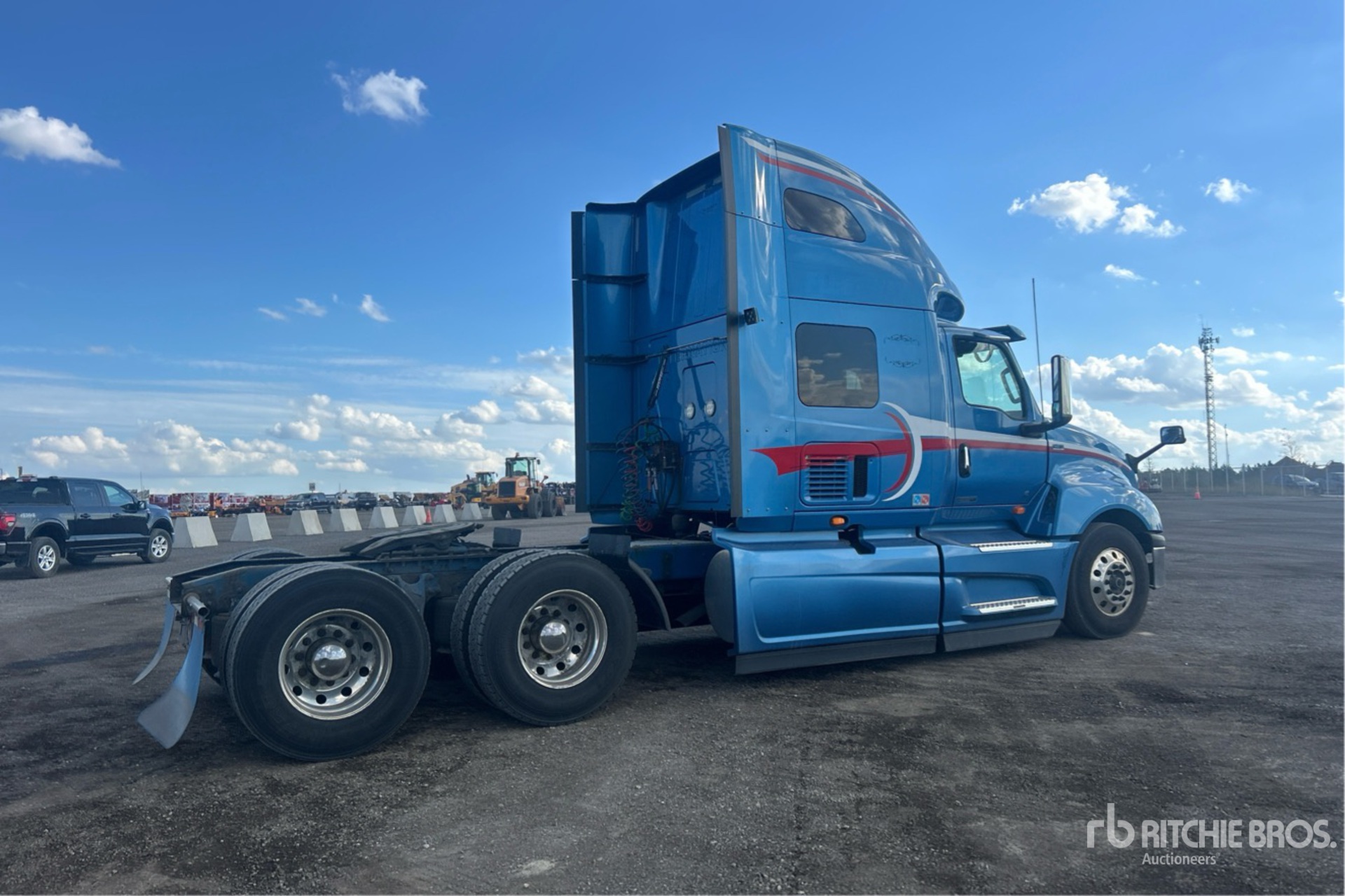 General Appearance with Image, coin arrière droit