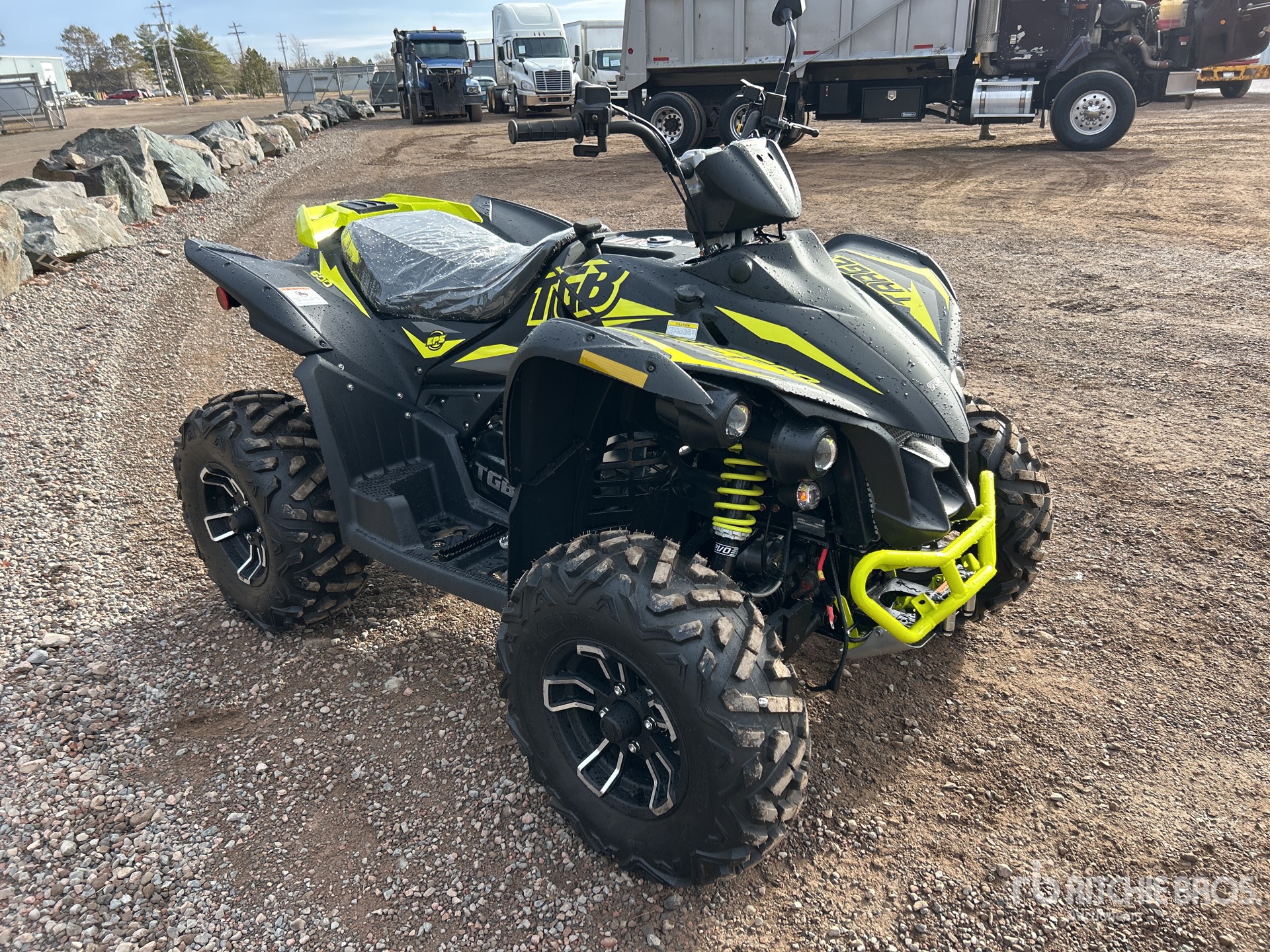 General Appearance with Picture, Right Front Corner