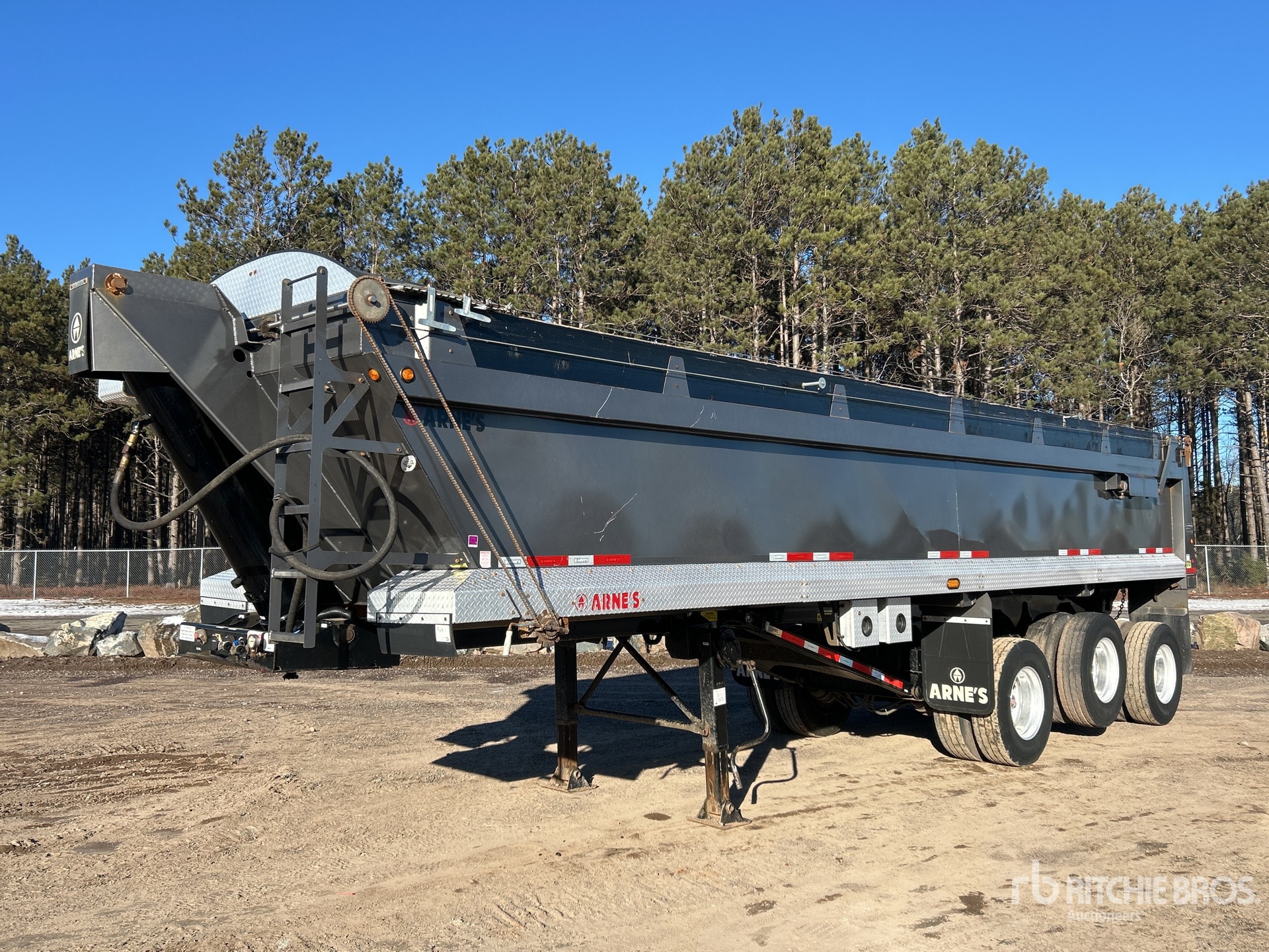 General Appearance with Featured Photo