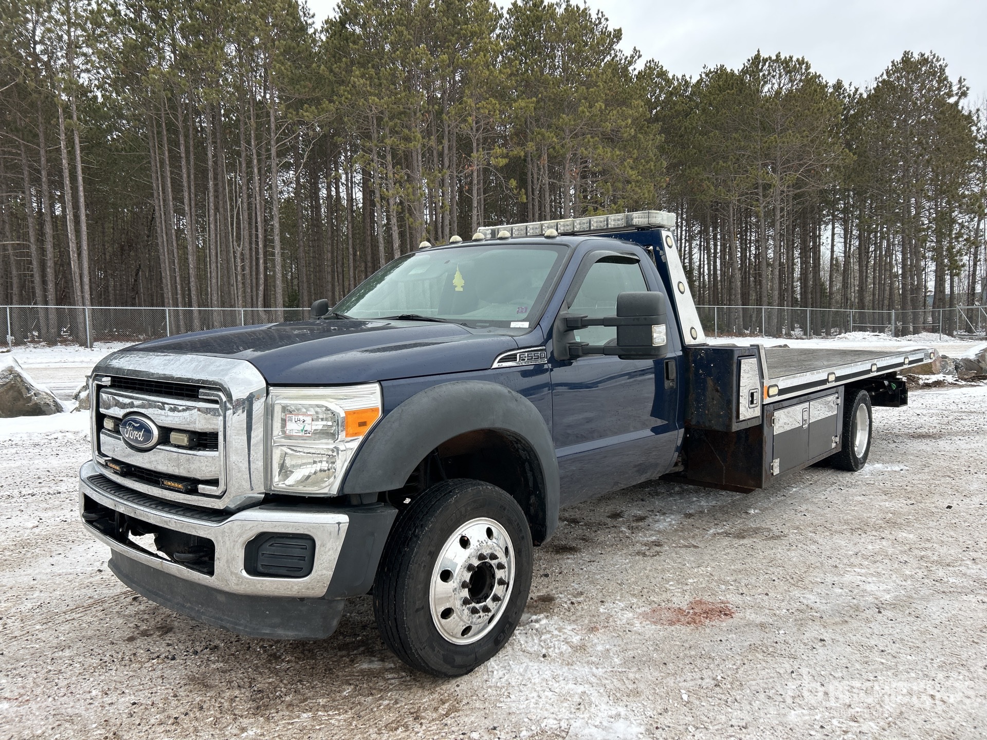 General Appearance with Featured Photo