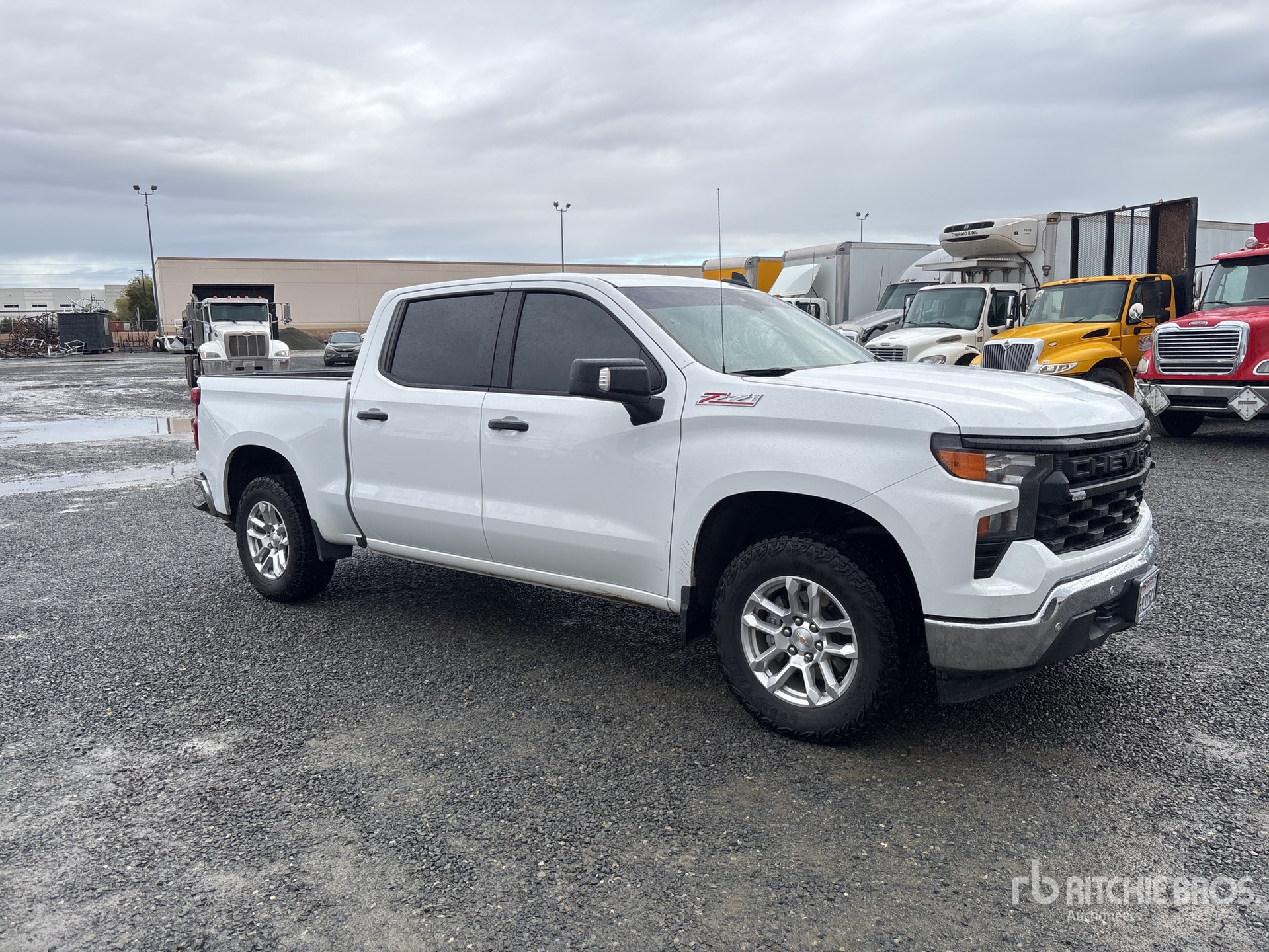 General Appearance with Picture, Right Front Corner