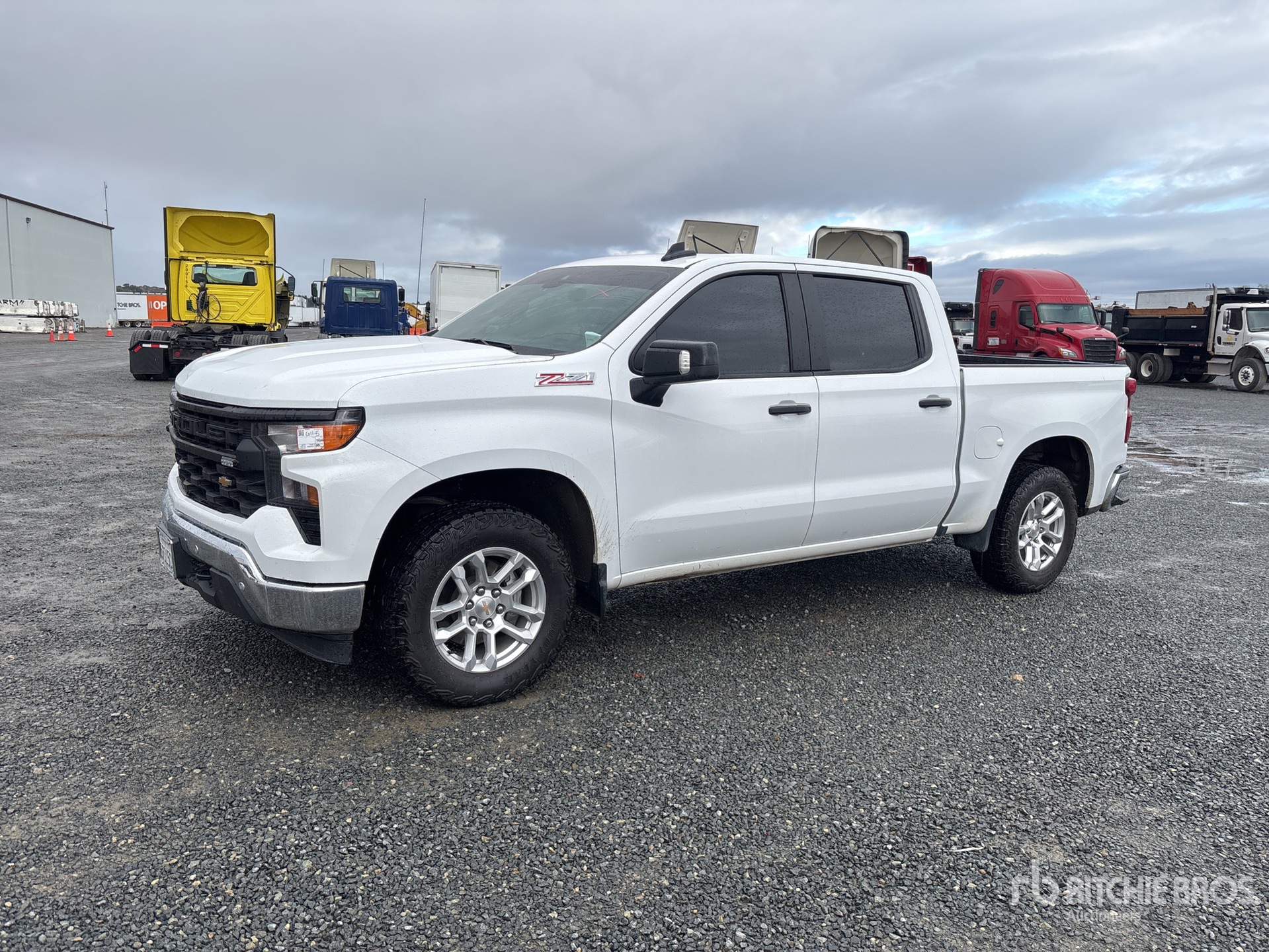 General Appearance with Featured Photo