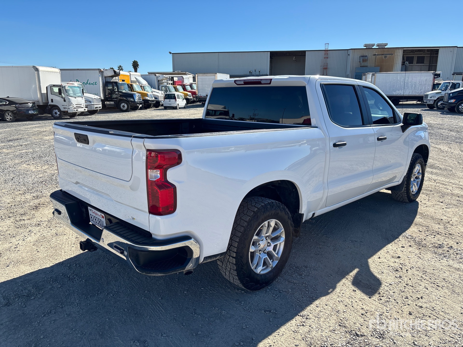 General Appearance with Picture, Right Rear Corner