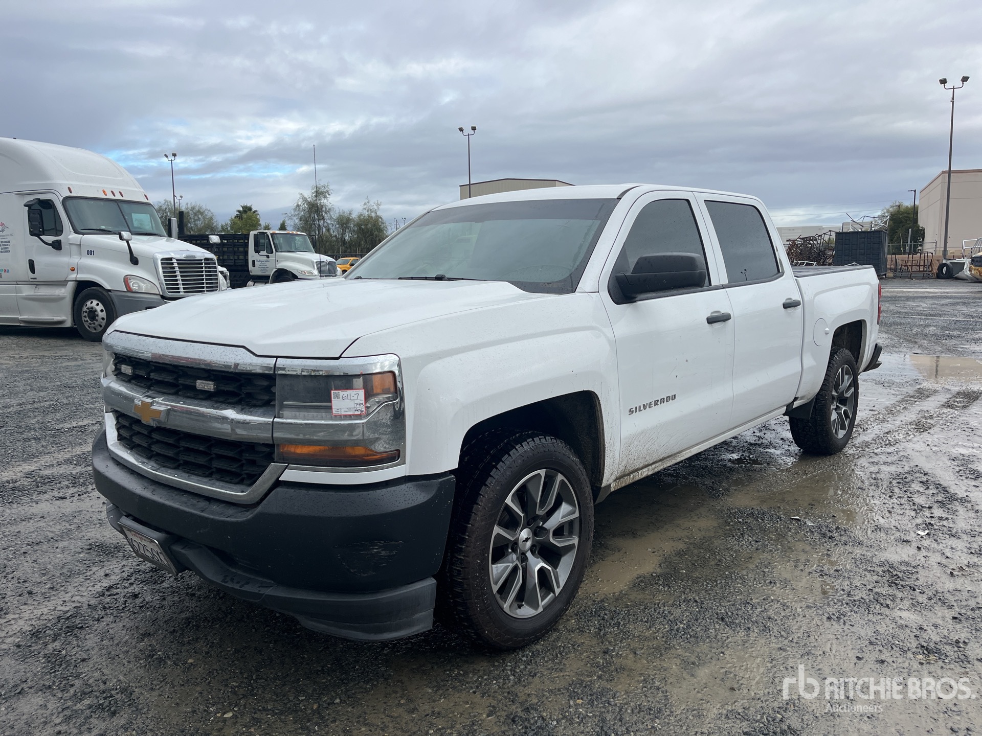 General Appearance with Picture, Left Front Corner