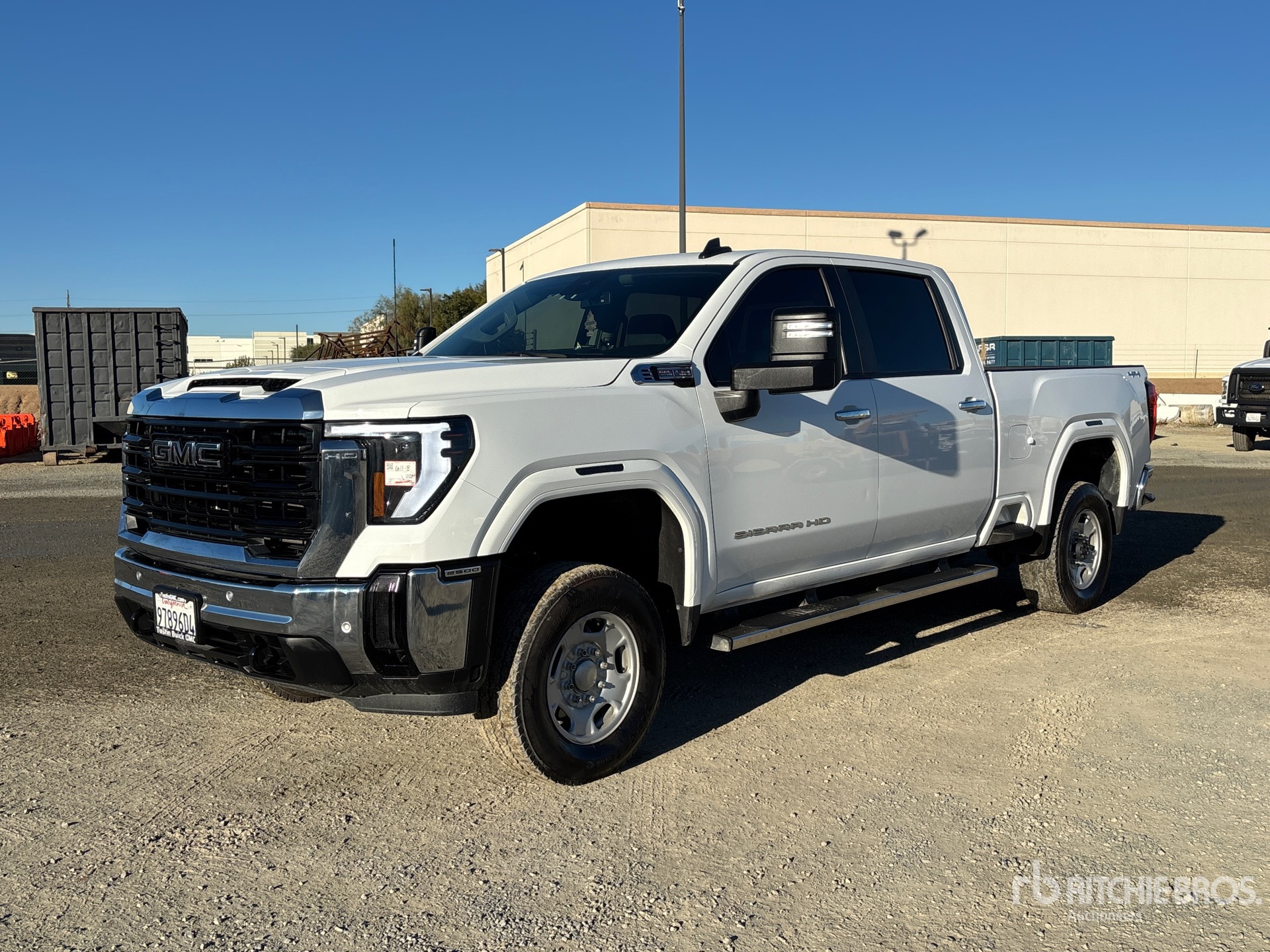 General Appearance with Picture, Left Front Corner